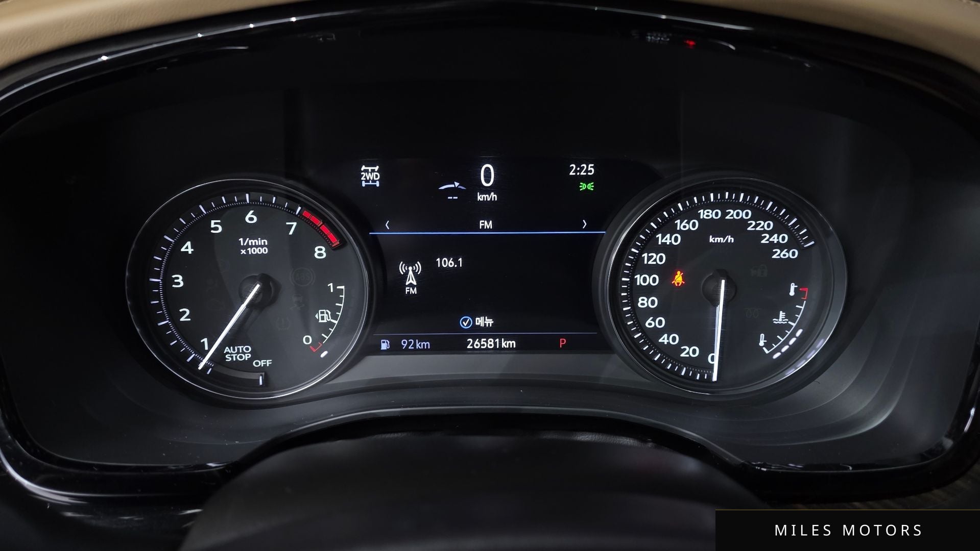Cadillac XT6 2023 — миниатюра 11