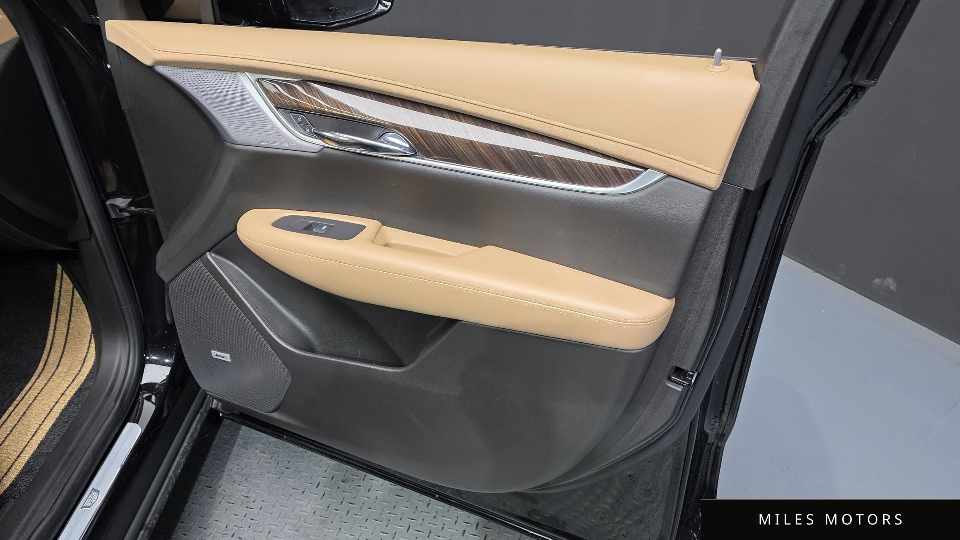 Cadillac XT6 2023 — миниатюра 14