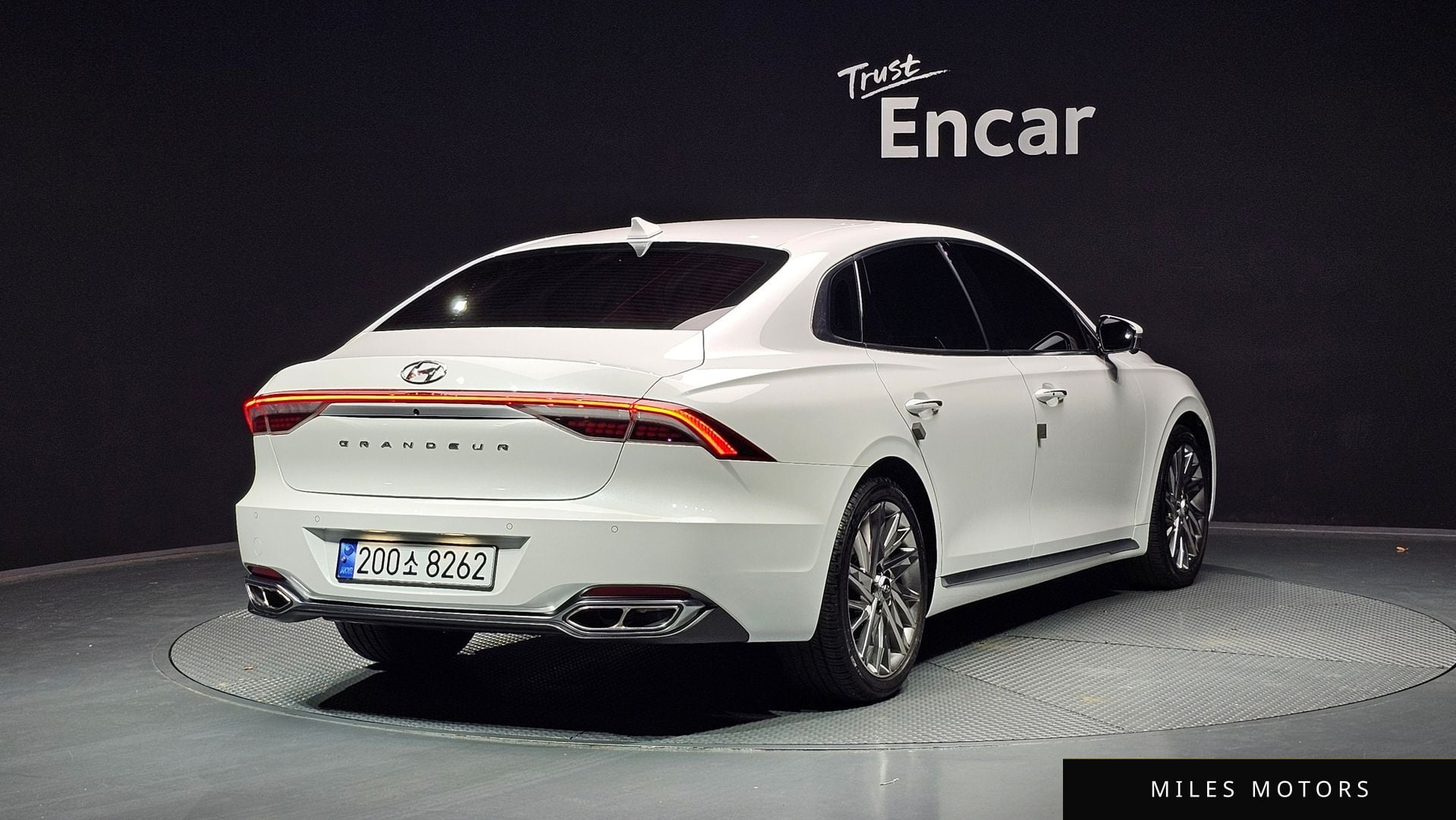 Hyundai Grandeur 2022 — миниатюра 2