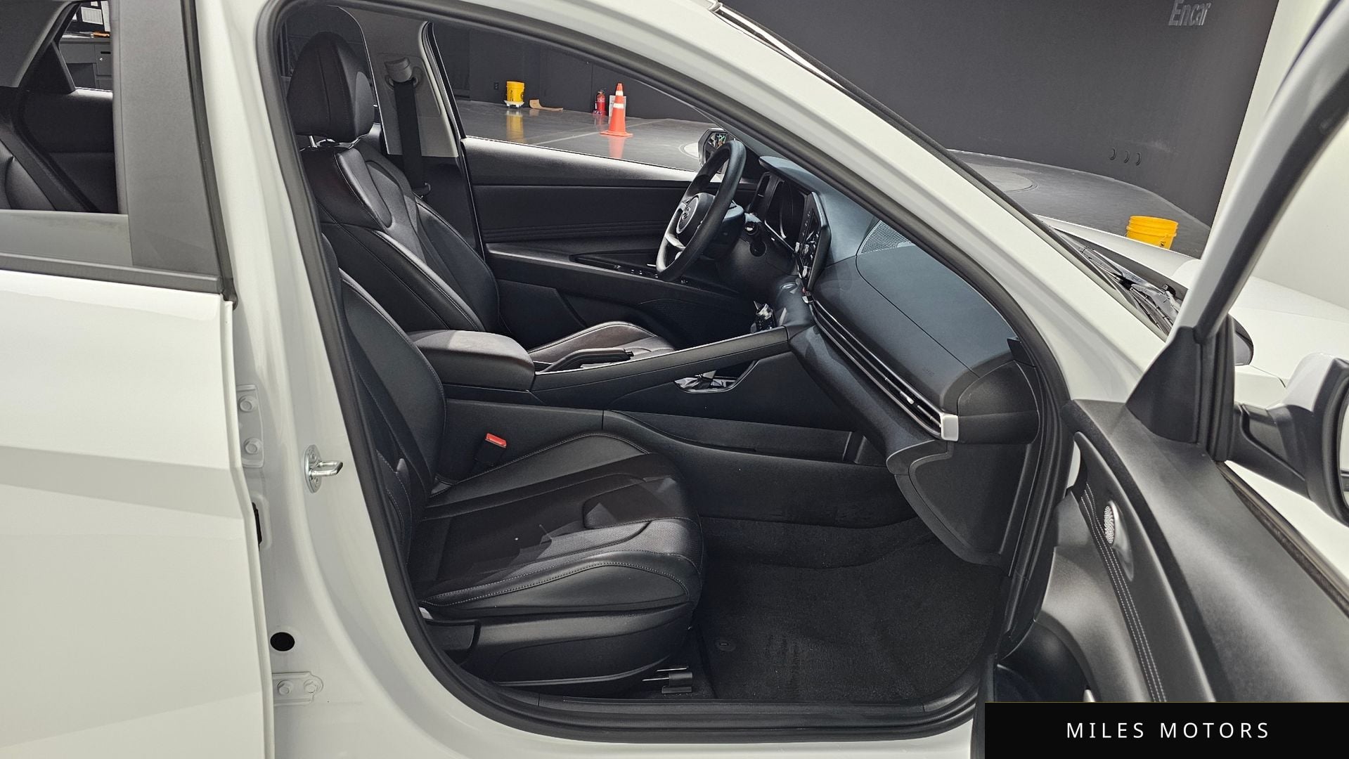 Hyundai AVANTE 2023 — миниатюра 12