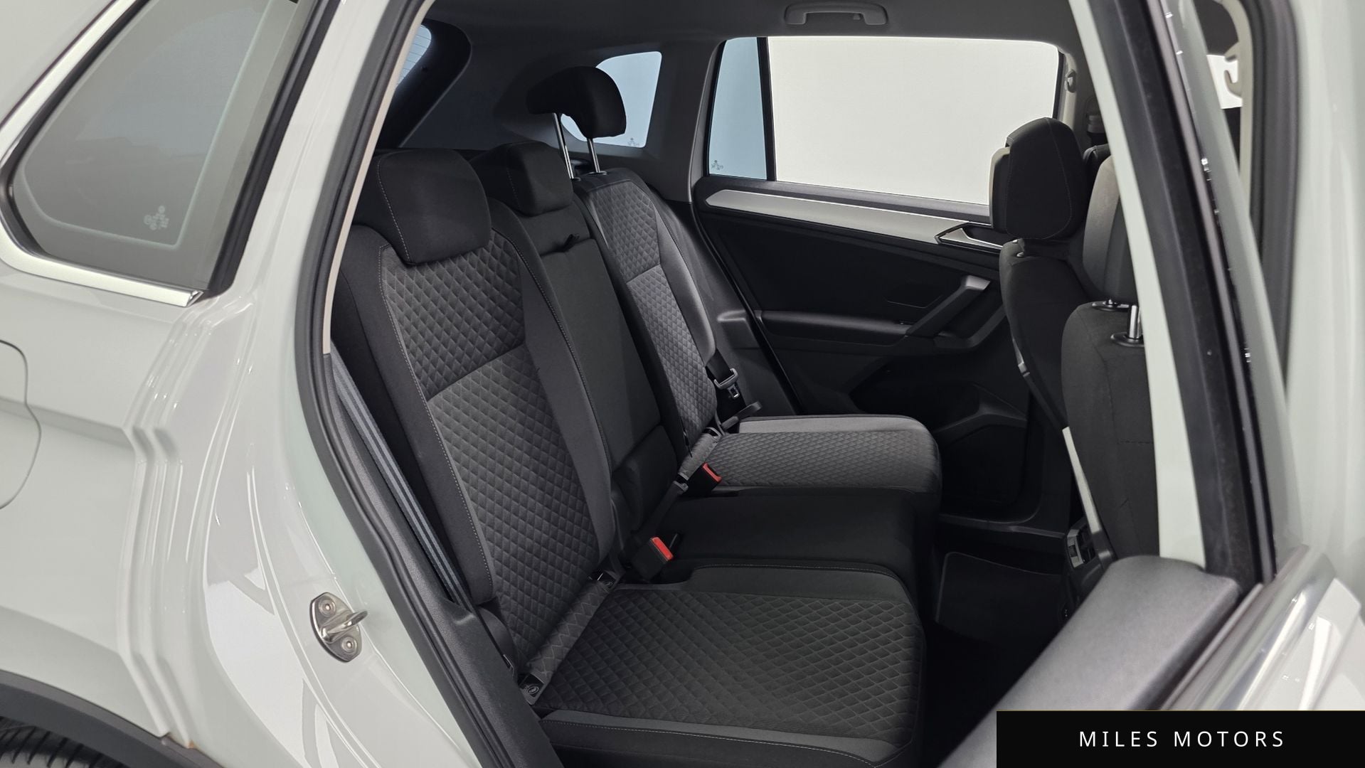 Volkswagen Tiguan 2018 — миниатюра 12