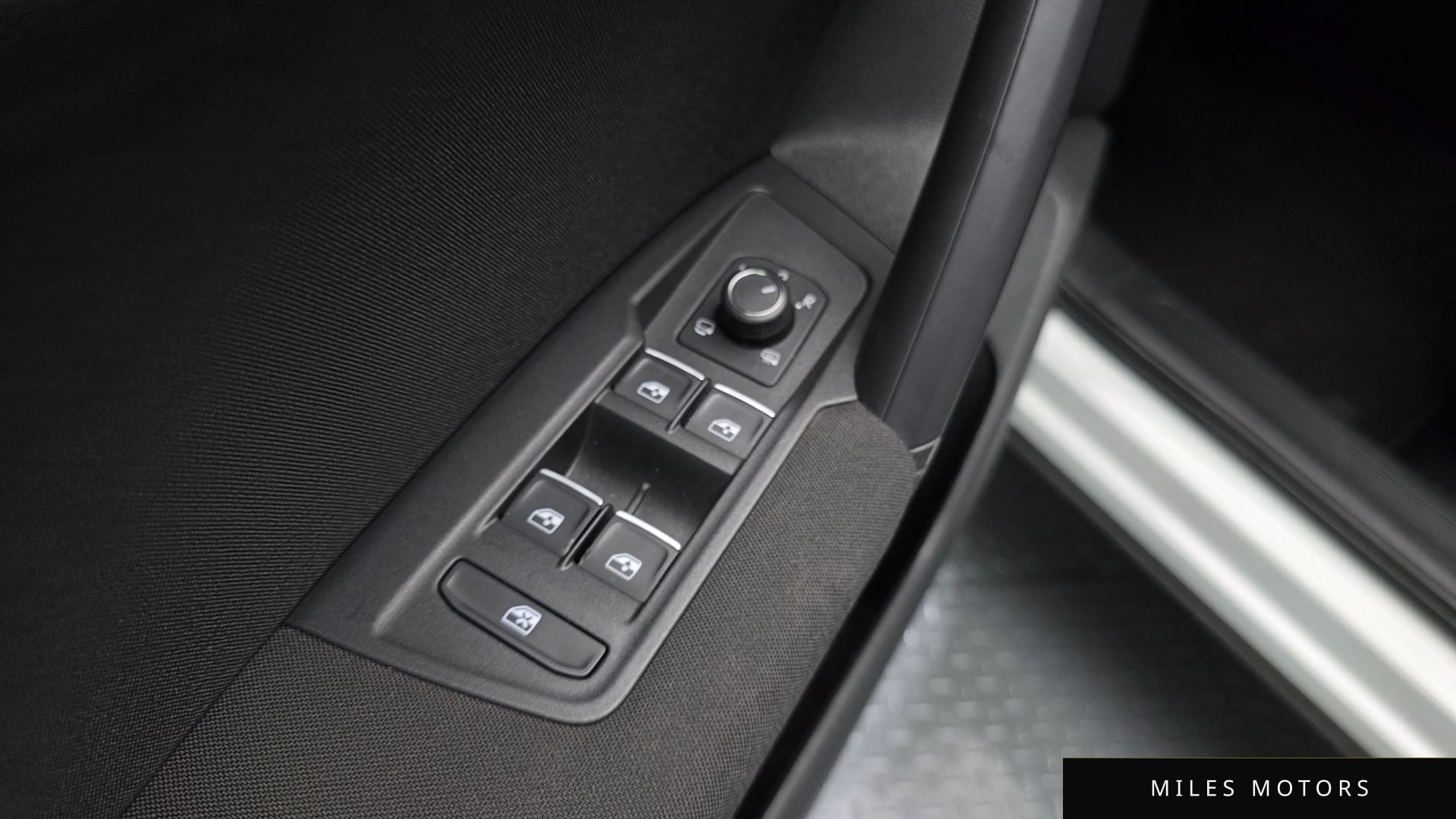Volkswagen Tiguan 2018 — миниатюра 17