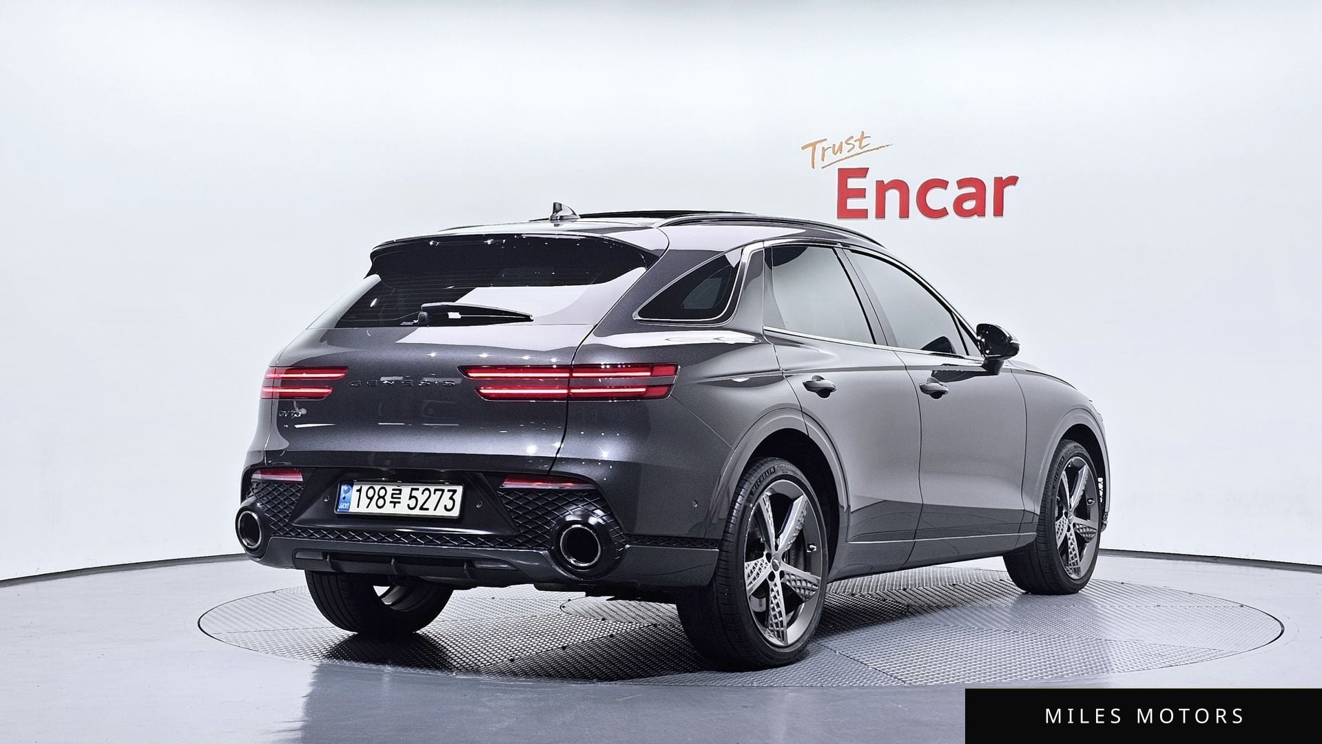 Genesis GV70 2023 — миниатюра 2