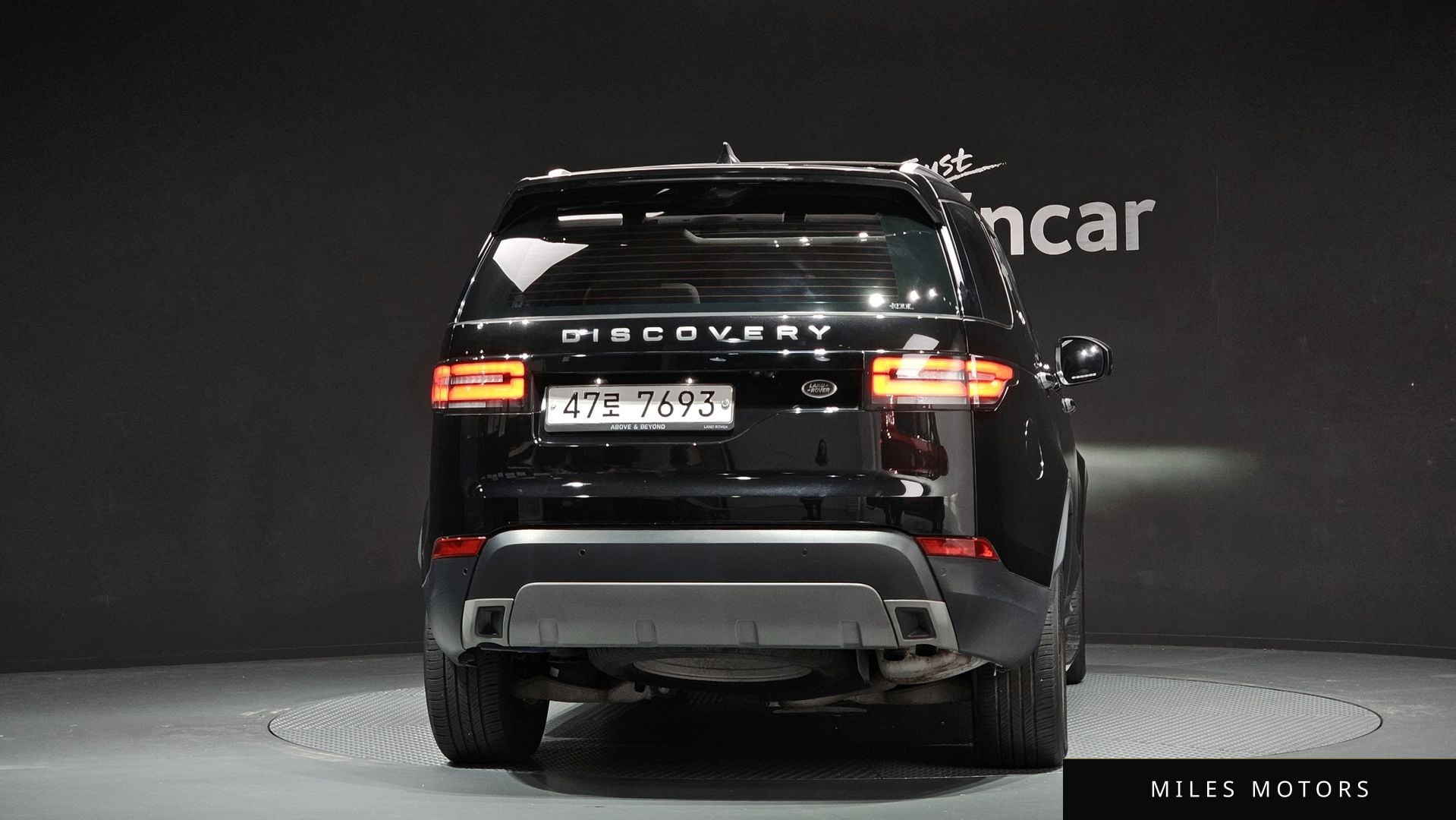 Land Rover Discovery 2018 — миниатюра 4