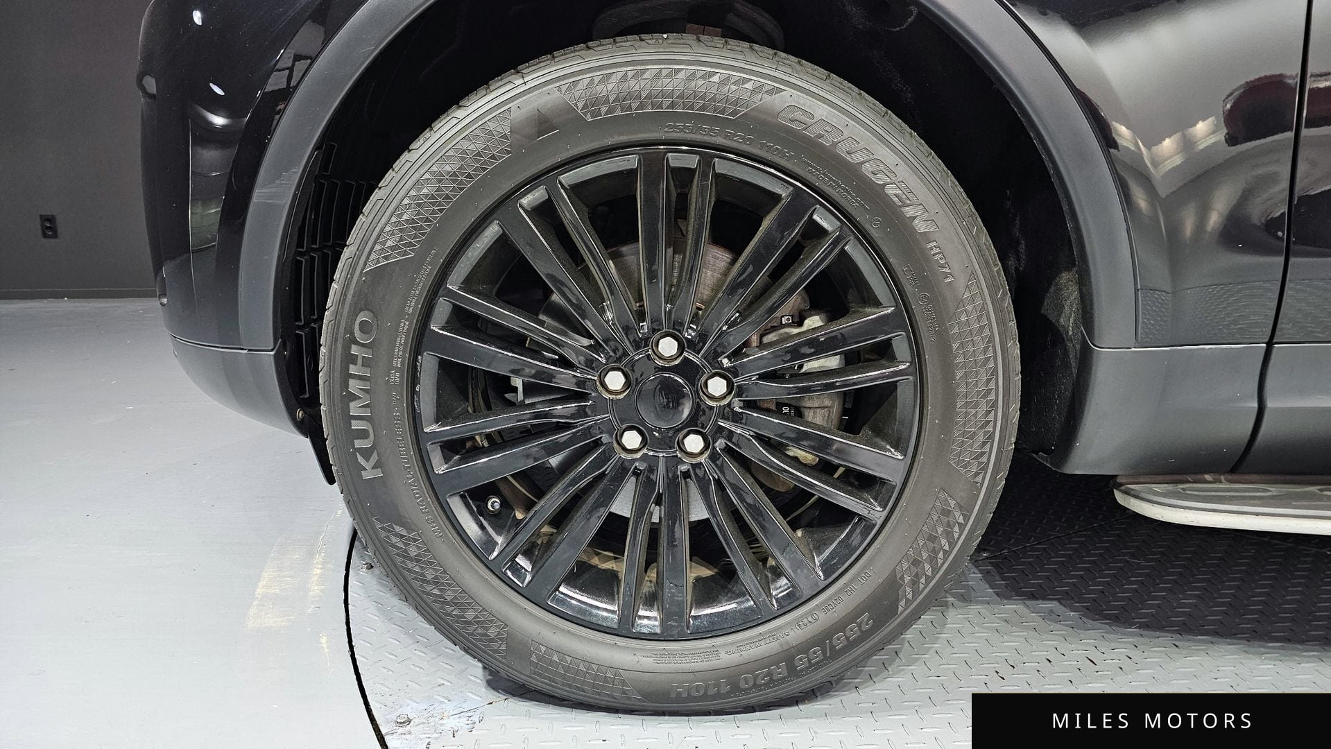 Land Rover Discovery 2018 — миниатюра 5