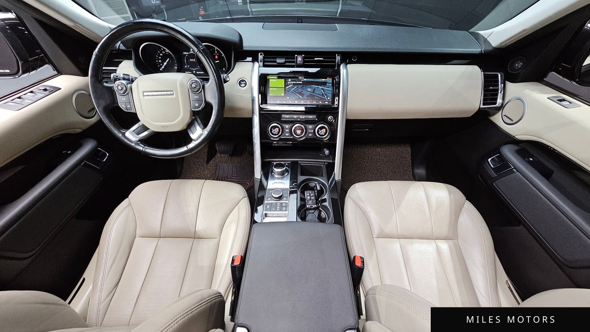 Land Rover Discovery 2018 — миниатюра 7