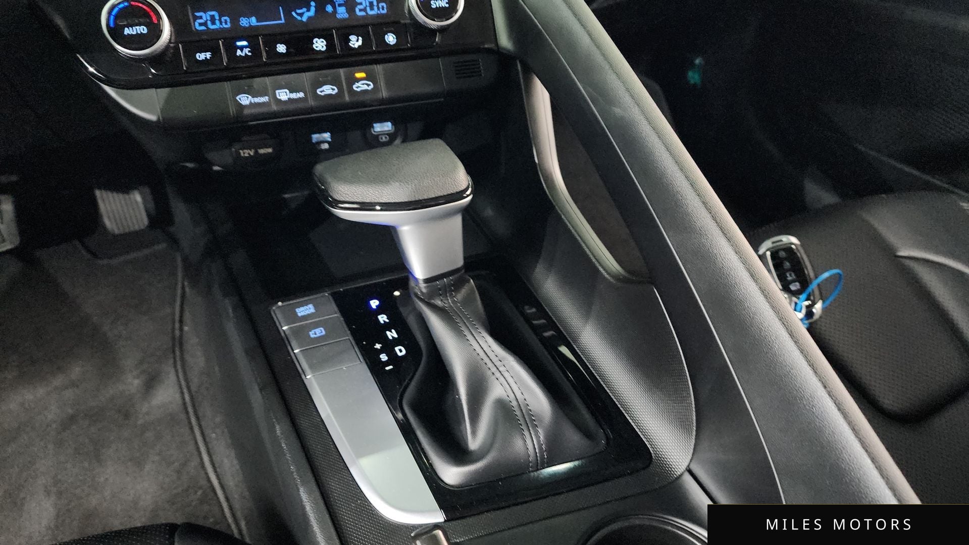 Hyundai AVANTE 2023 — миниатюра 9