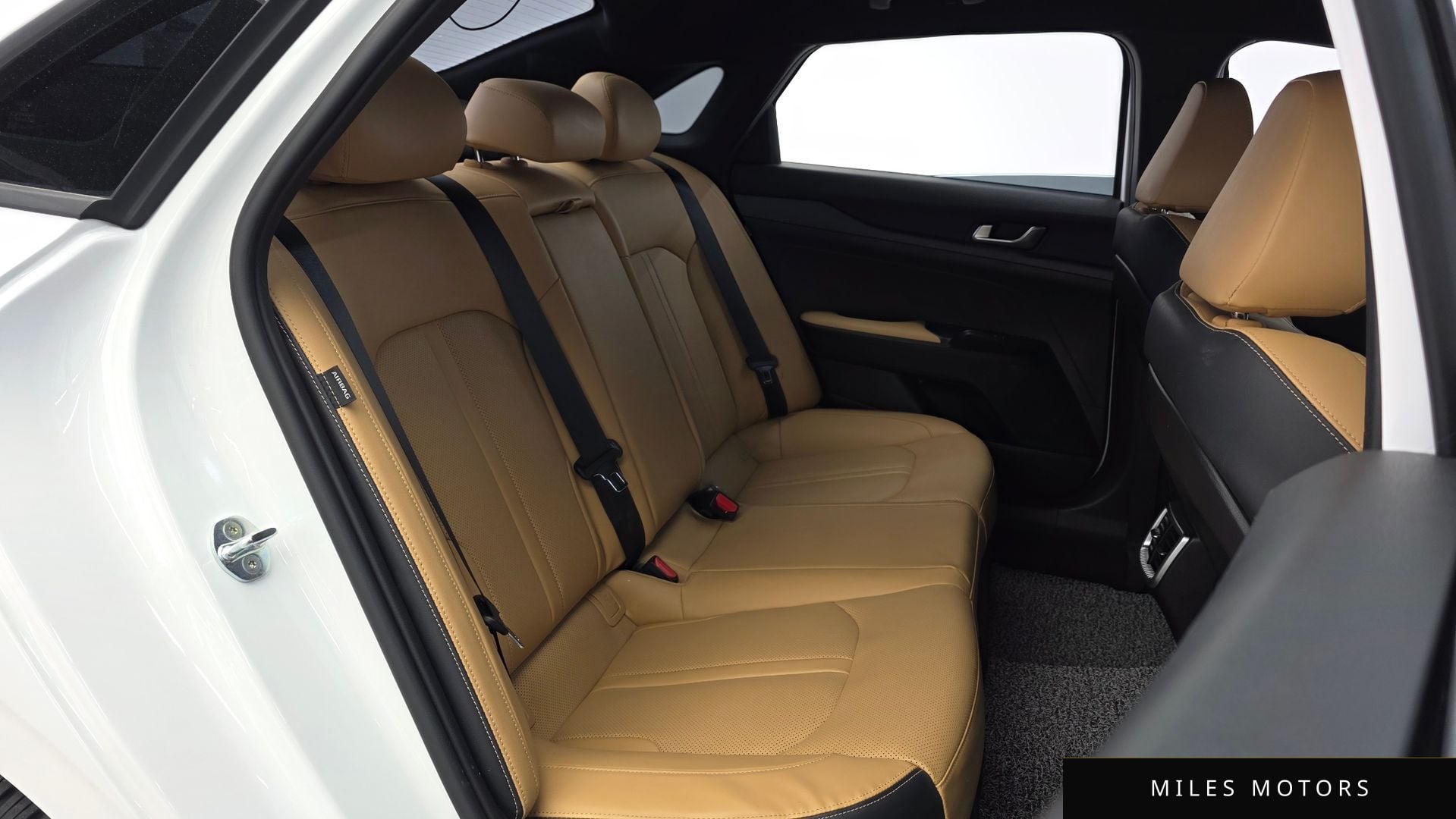 Kia K5 2022 — миниатюра 12
