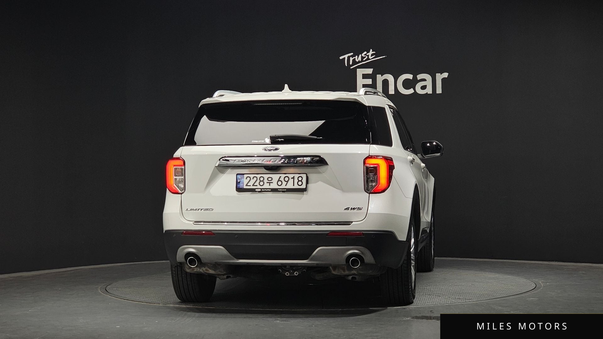 Ford Explorer 2022 — миниатюра 4