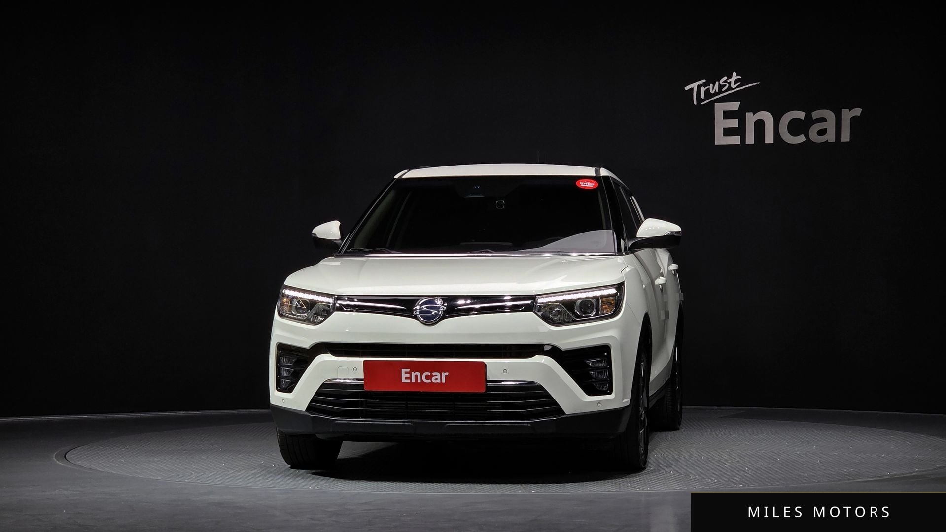 KG Mobility 베리 뉴 티볼리 2023 — миниатюра 3