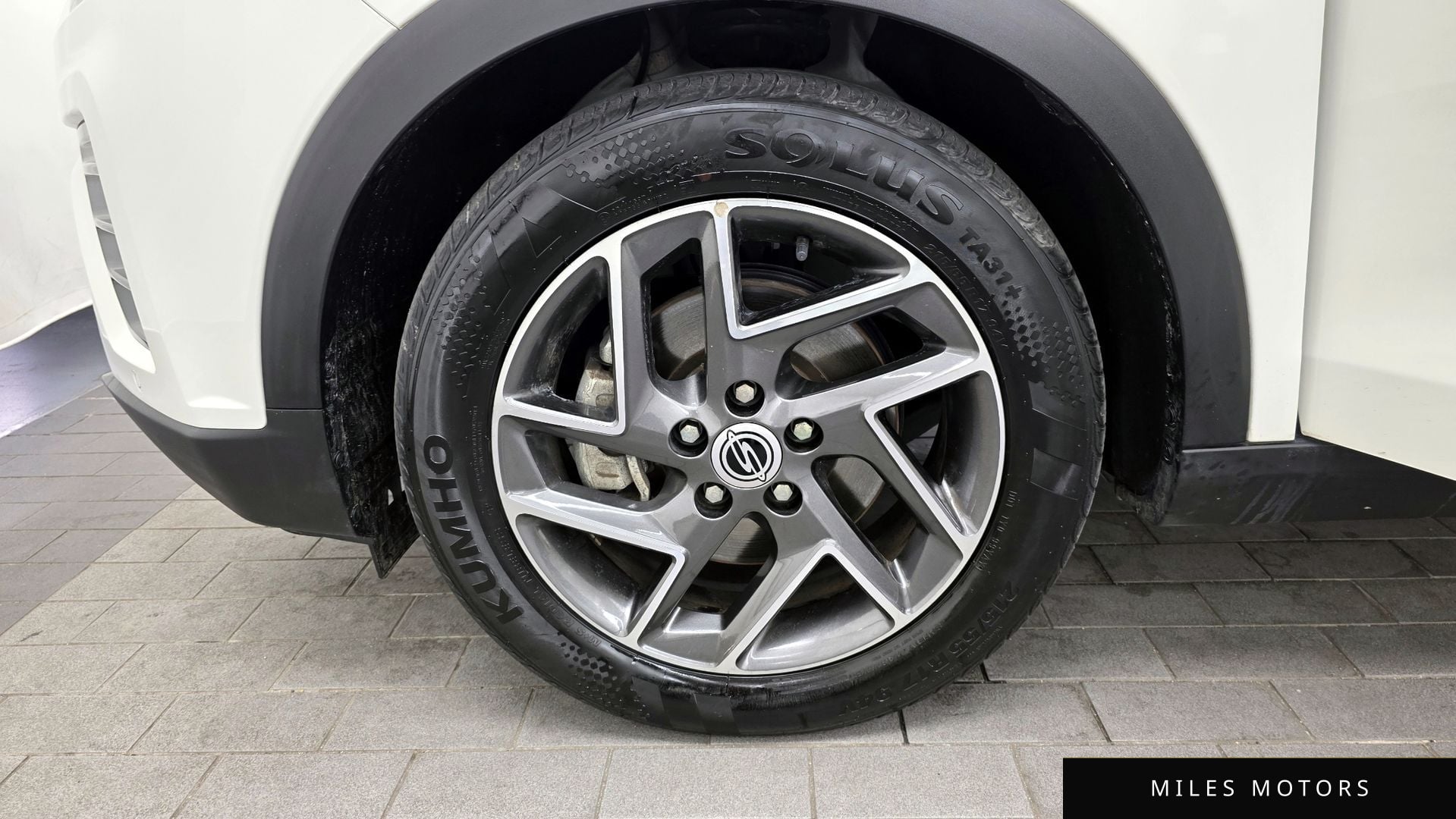 KG Mobility 베리 뉴 티볼리 2023 — миниатюра 5