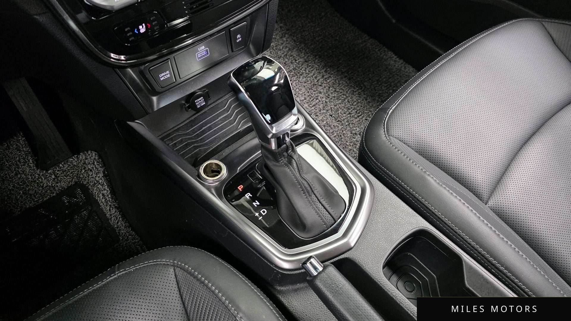 KG Mobility 베리 뉴 티볼리 2023 — миниатюра 9