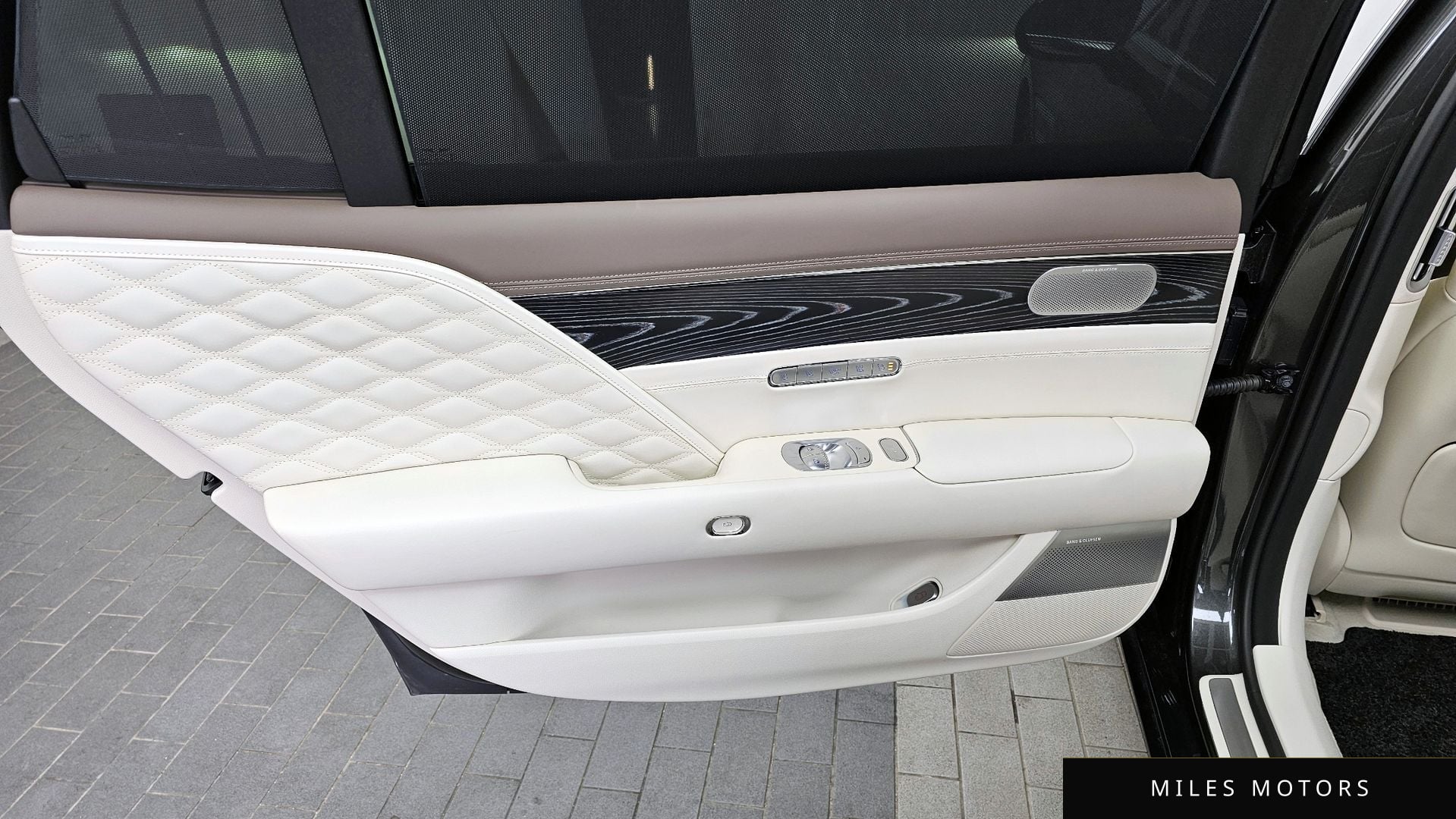 Genesis G90 (RS4) 2025 — миниатюра 15