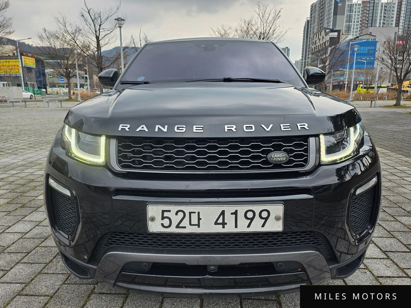 Land Rover Range Rover Evoque 2017 — фото 1 из 12