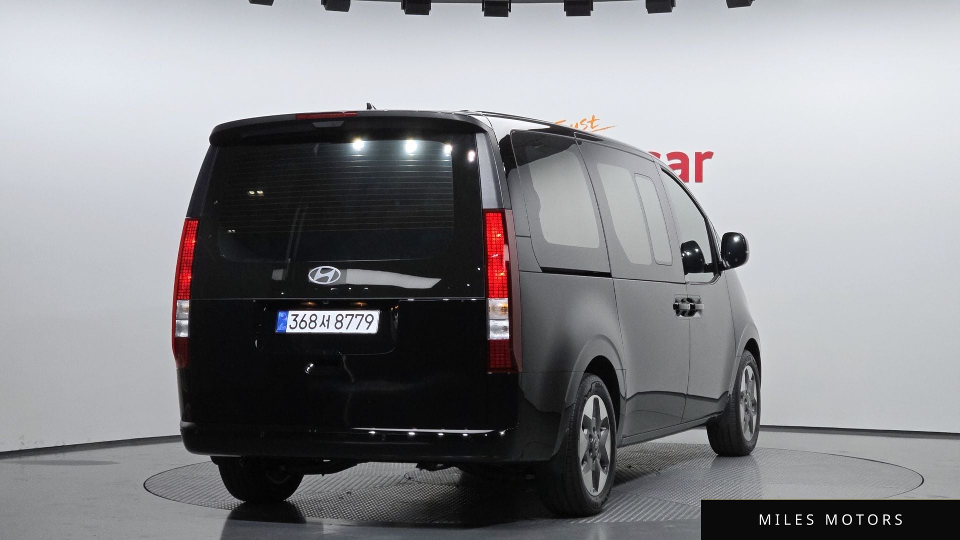 Hyundai Staria 2026 — миниатюра 2