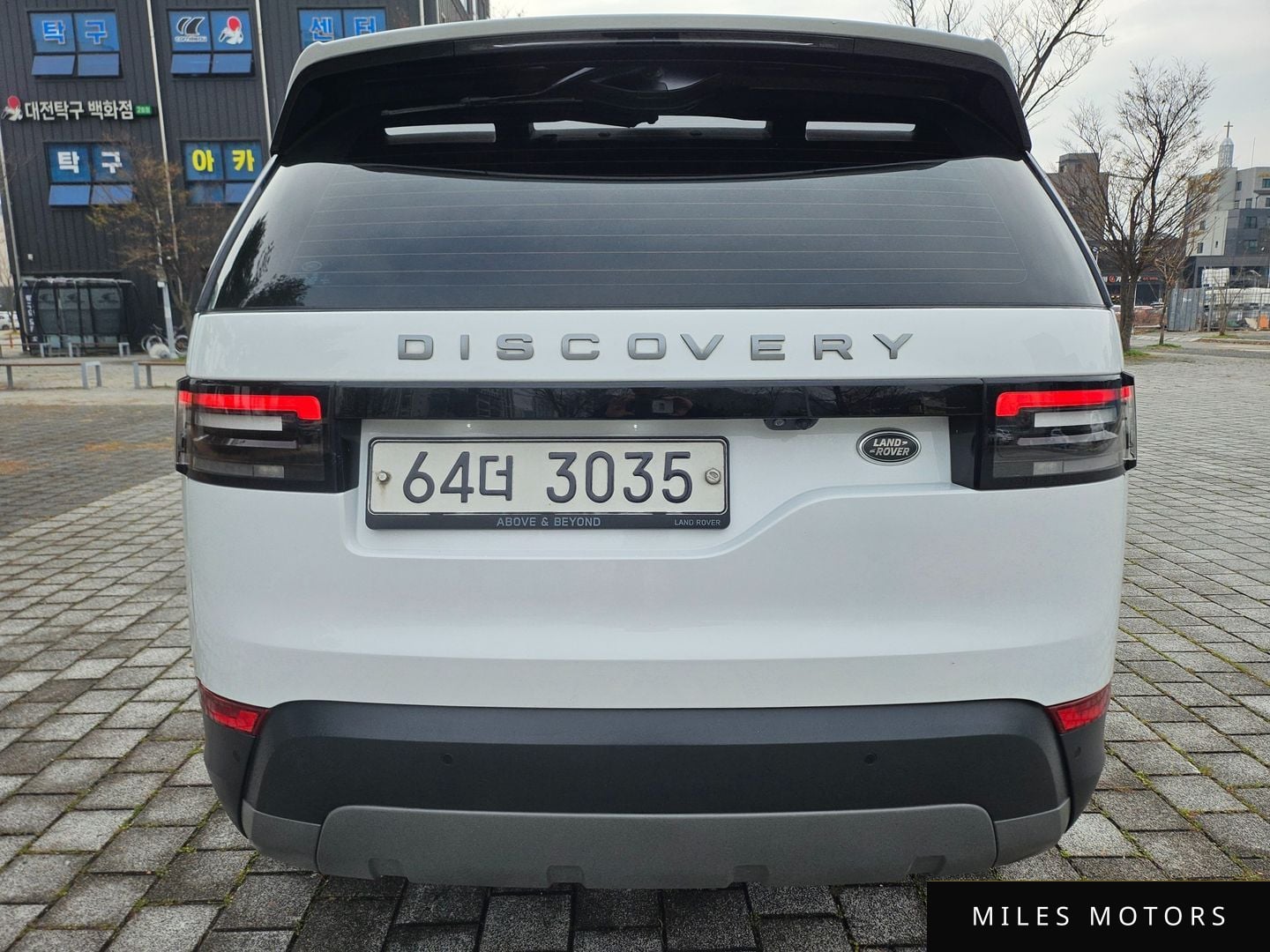 Land Rover Discovery 2018 — миниатюра 6