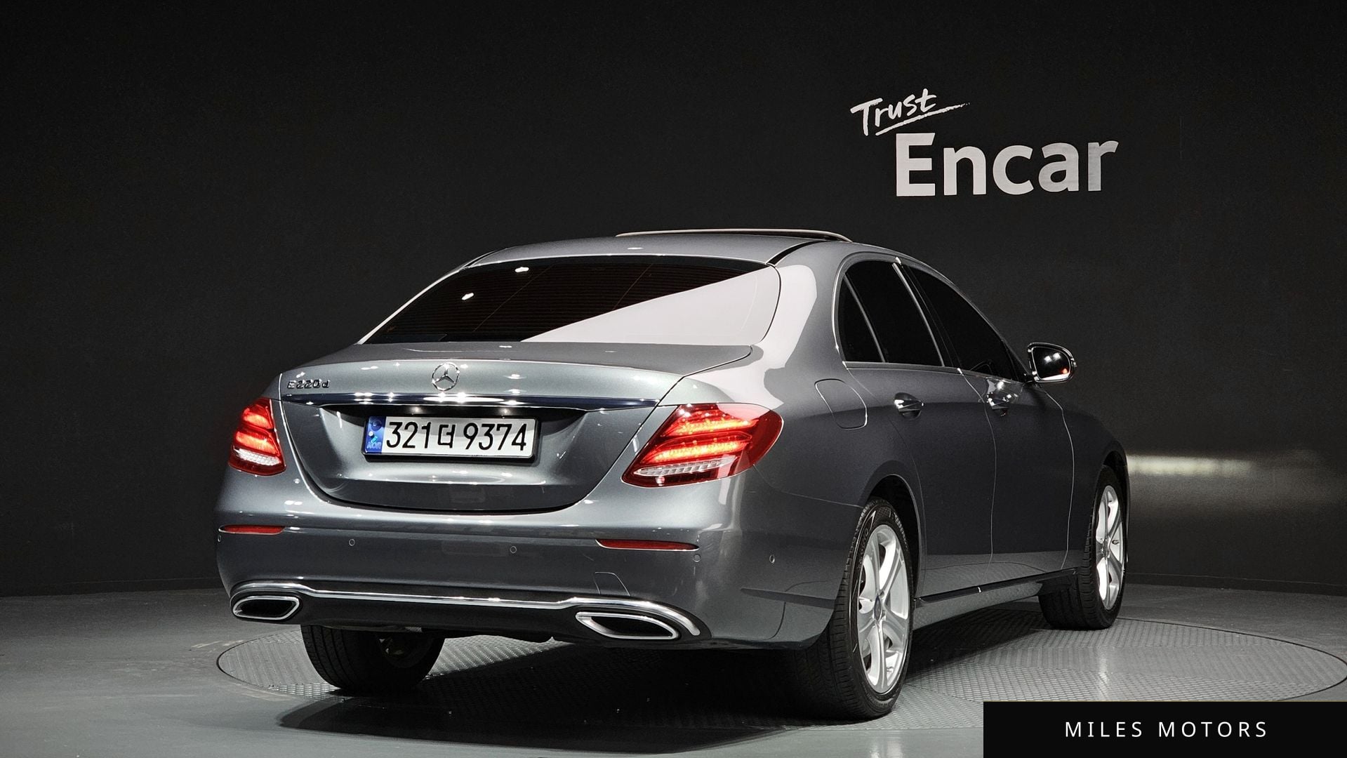 Mercedes-Benz E-Class W213 2017 — миниатюра 2