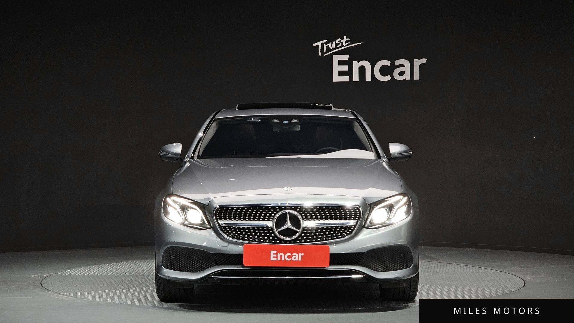 Mercedes-Benz E-Class W213 2017 — миниатюра 3