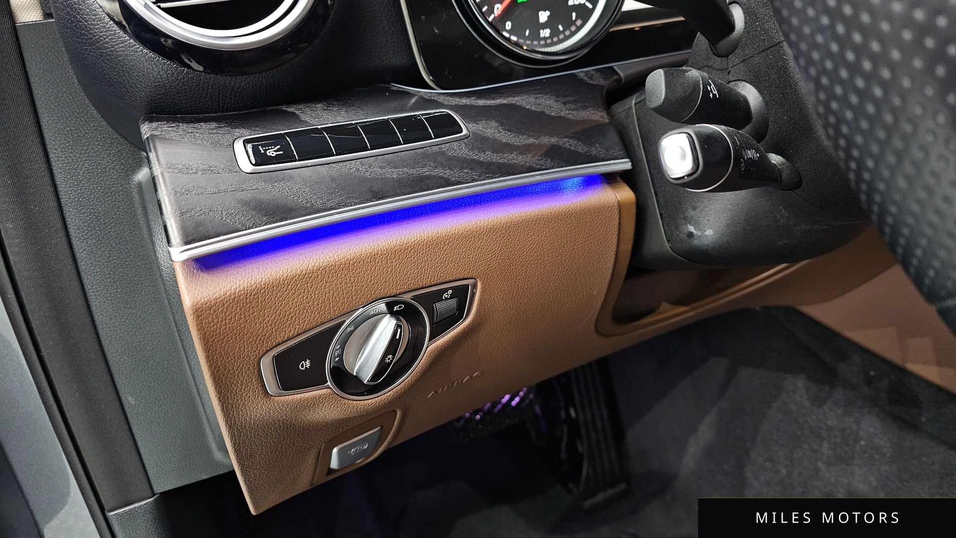 Mercedes-Benz E-Class W213 2017 — миниатюра 12