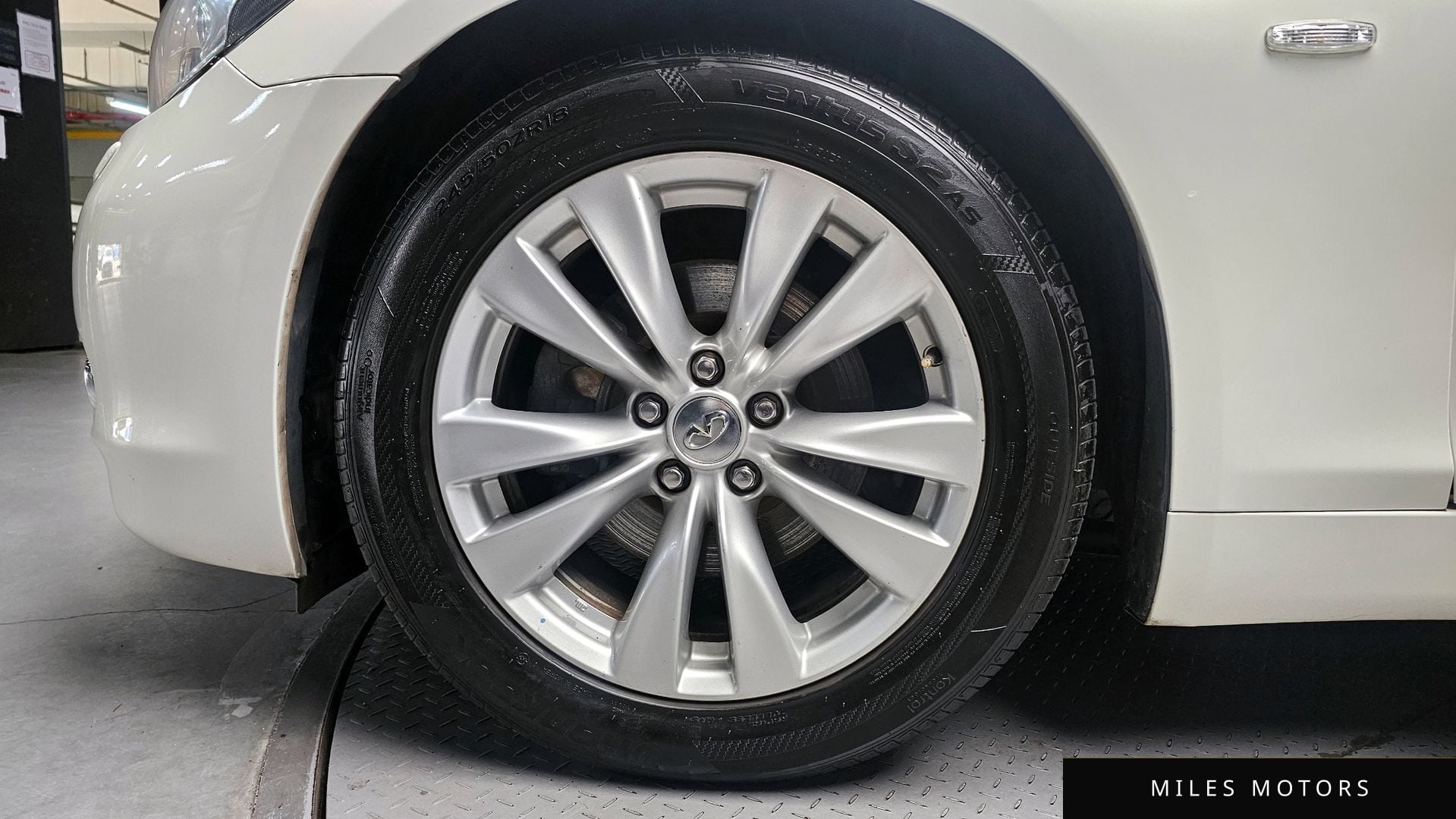 Infiniti M37 2011 — миниатюра 5