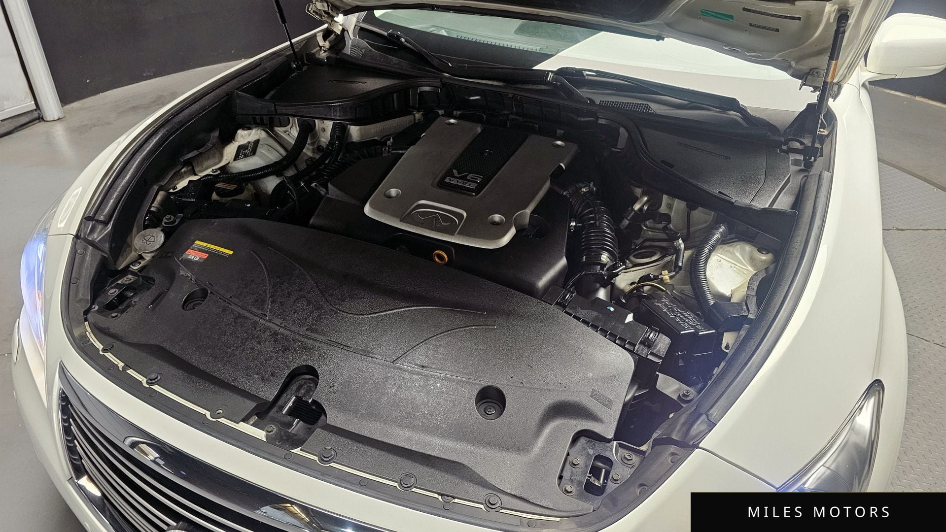 Infiniti M37 2011 — миниатюра 6