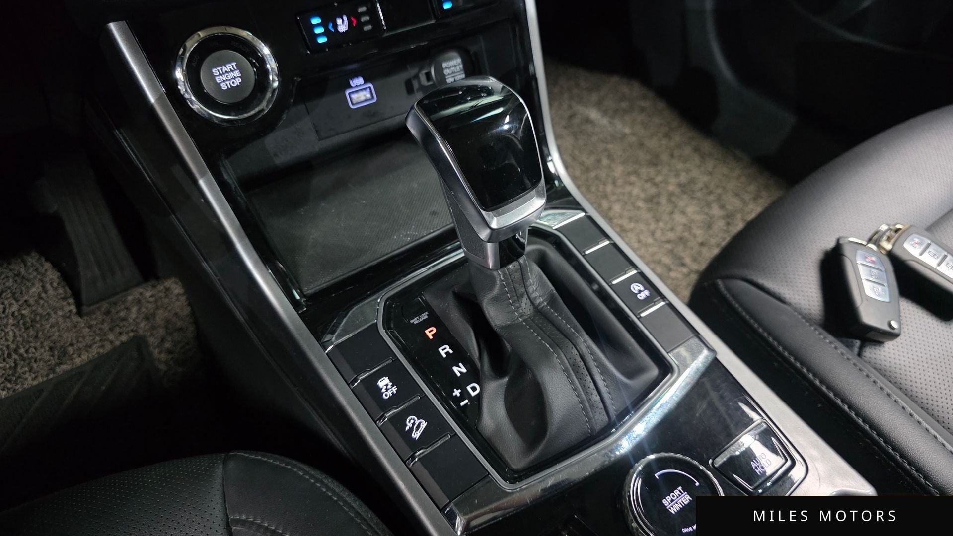 KG Mobility Beautiful Korando 2022 — миниатюра 9