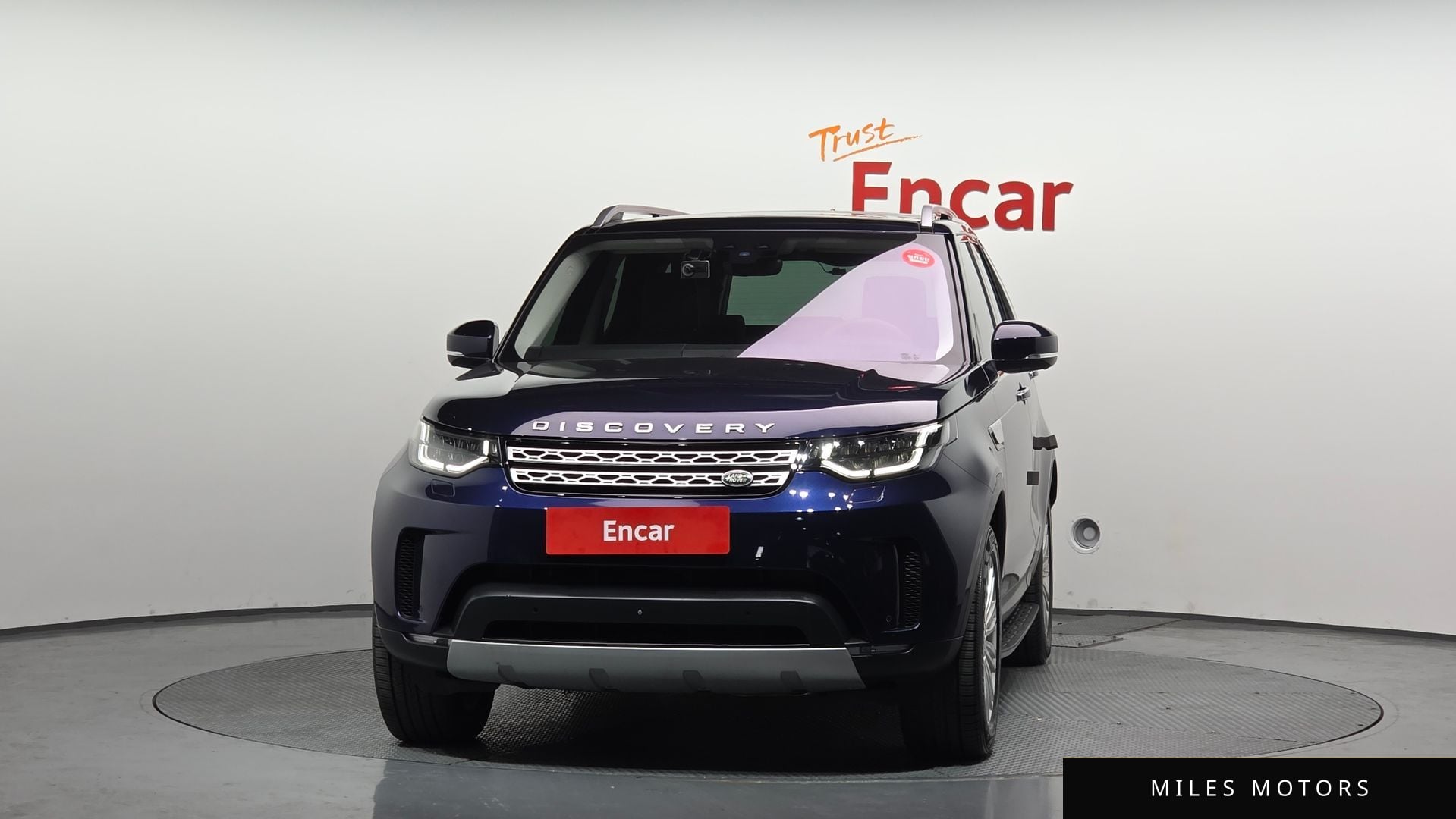 Land Rover Discovery 2017 — миниатюра 3