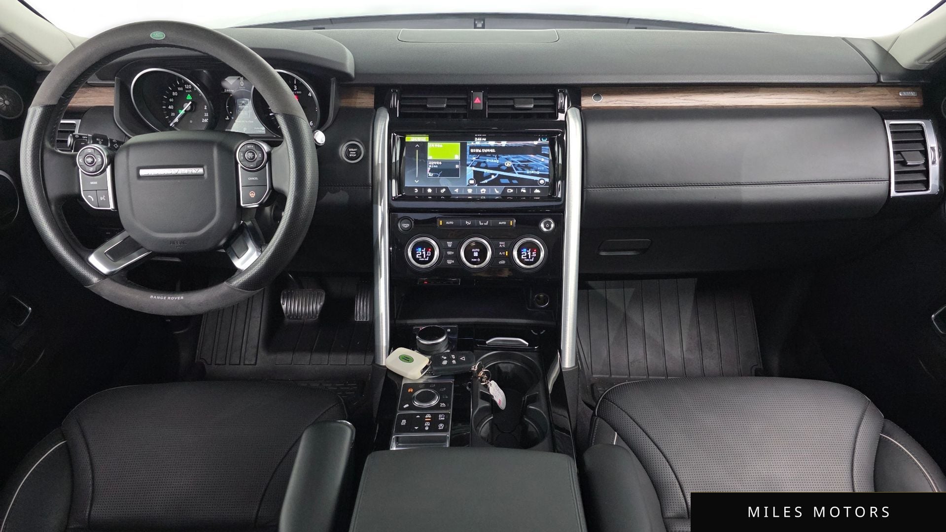 Land Rover Discovery 2017 — миниатюра 7