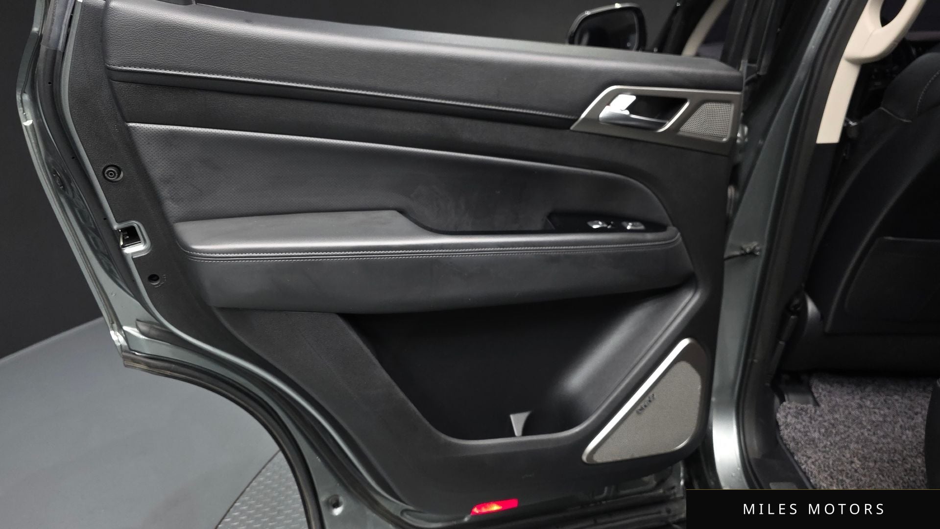 KG Mobility G4 렉스턴 2019 — миниатюра 15