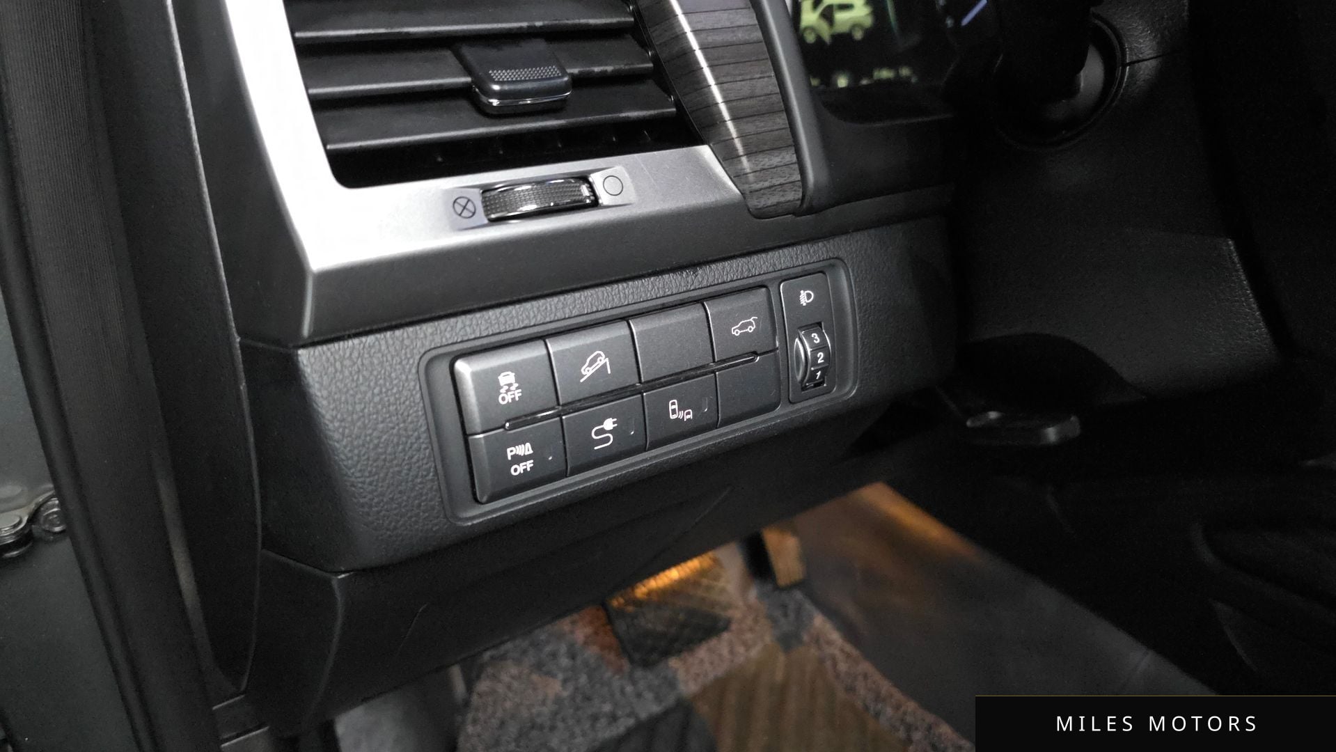KG Mobility G4 렉스턴 2019 — миниатюра 30