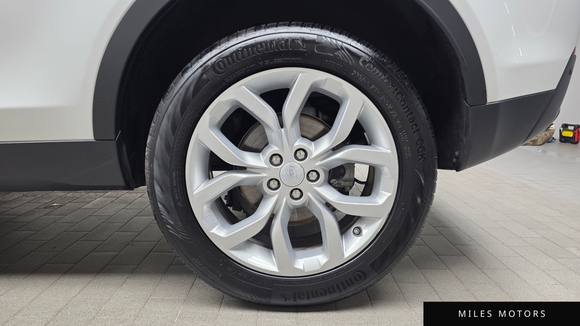 Land Rover Discovery Sport 2017 — миниатюра 5