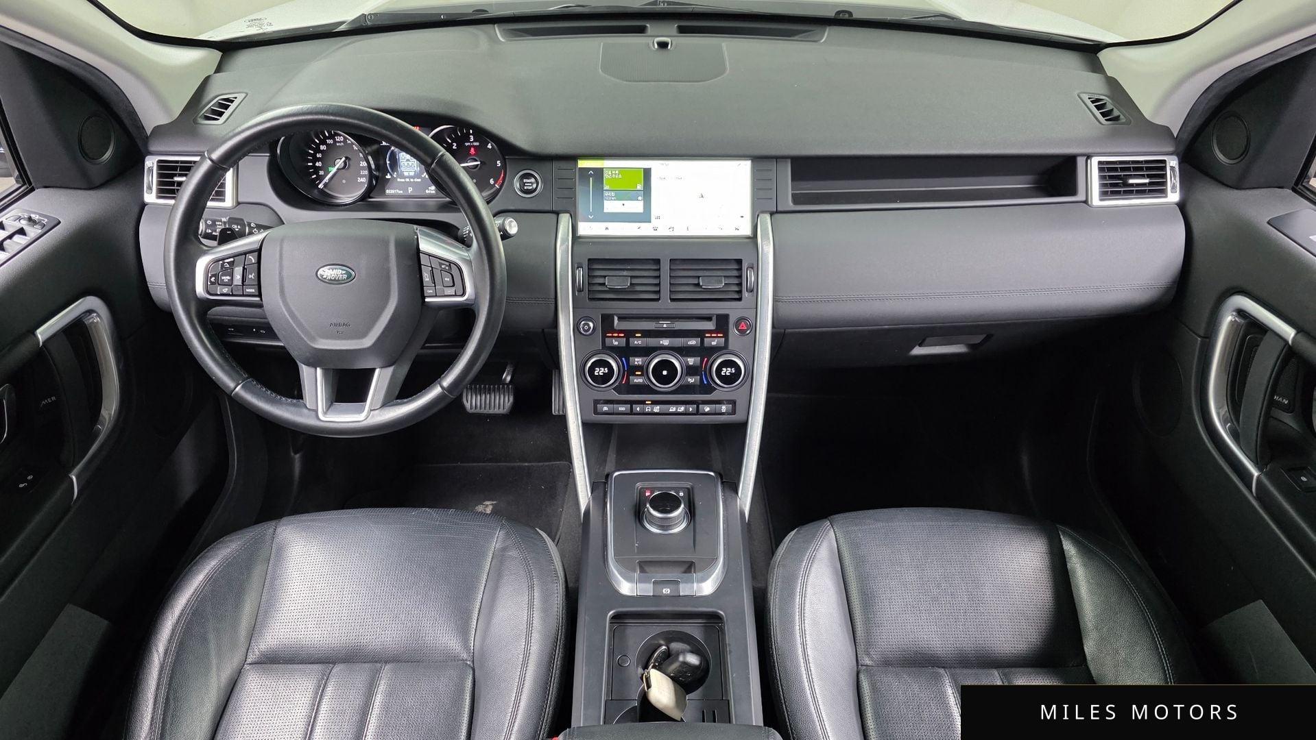 Land Rover Discovery Sport 2017 — миниатюра 7