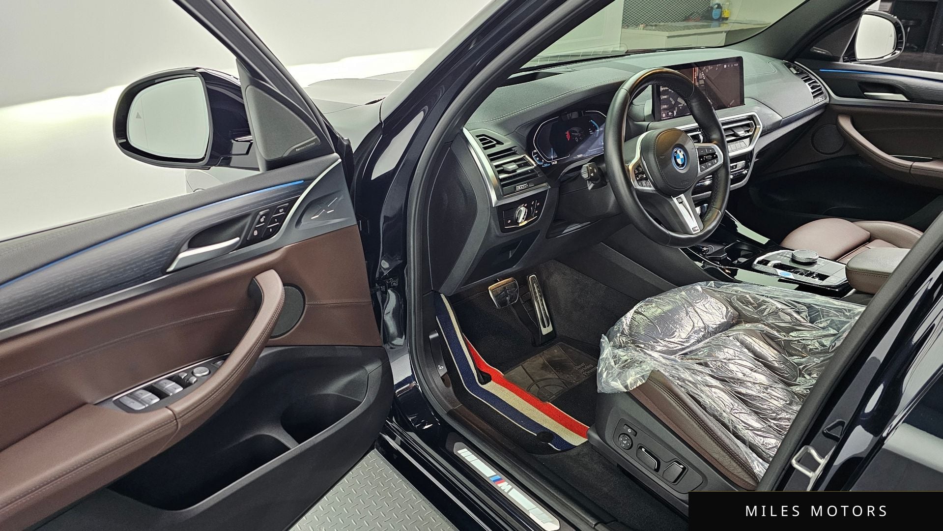 BMW iX3 2024 — миниатюра 11