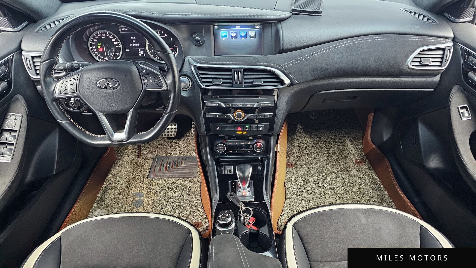 Infiniti Q30 2017 — миниатюра 7