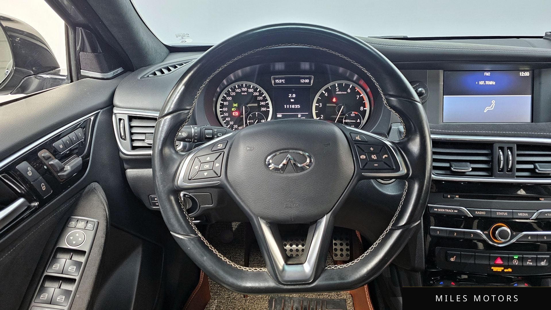 Infiniti Q30 2017 — миниатюра 13