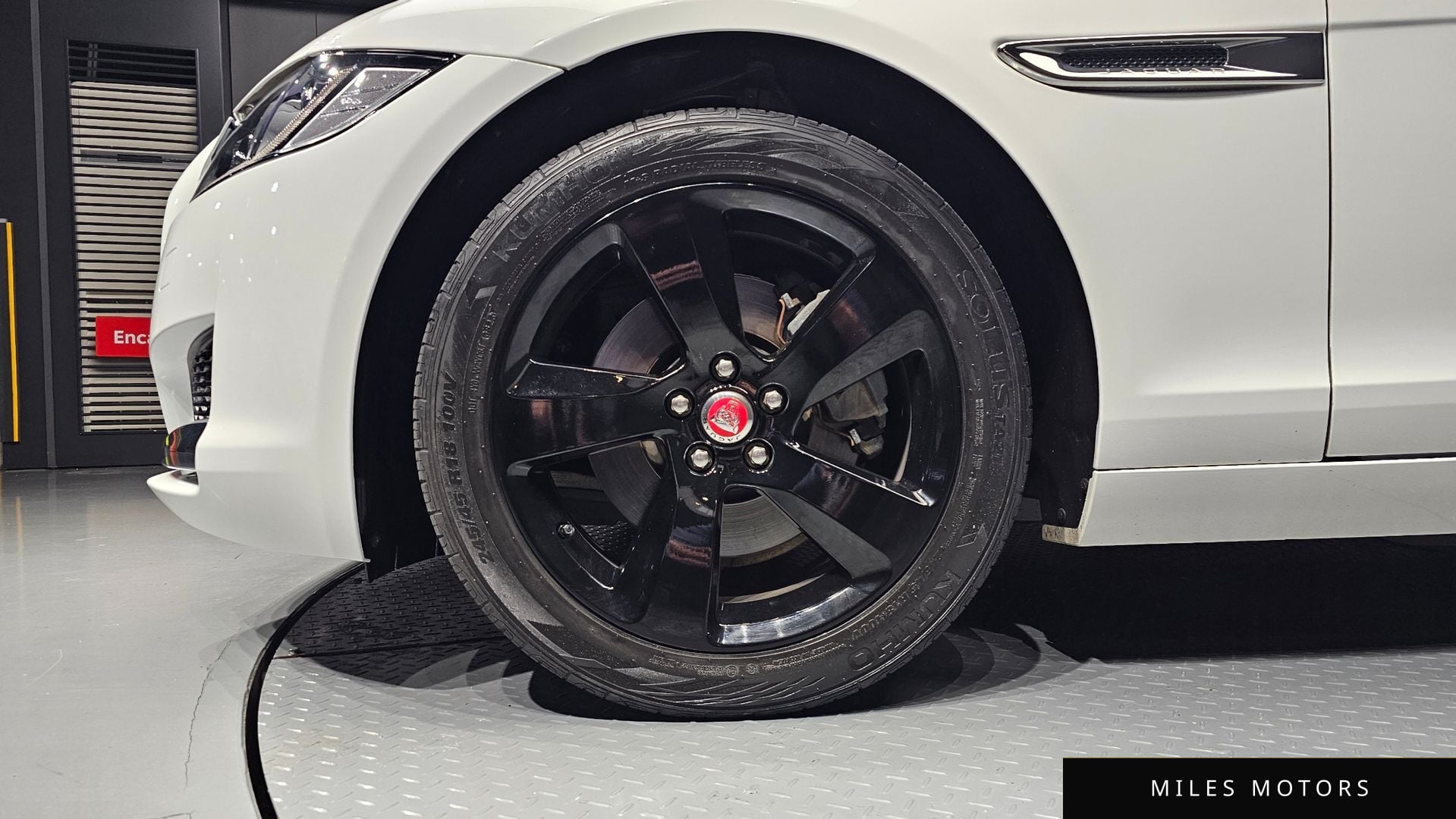 Jaguar XF (X260) 2018 — миниатюра 5