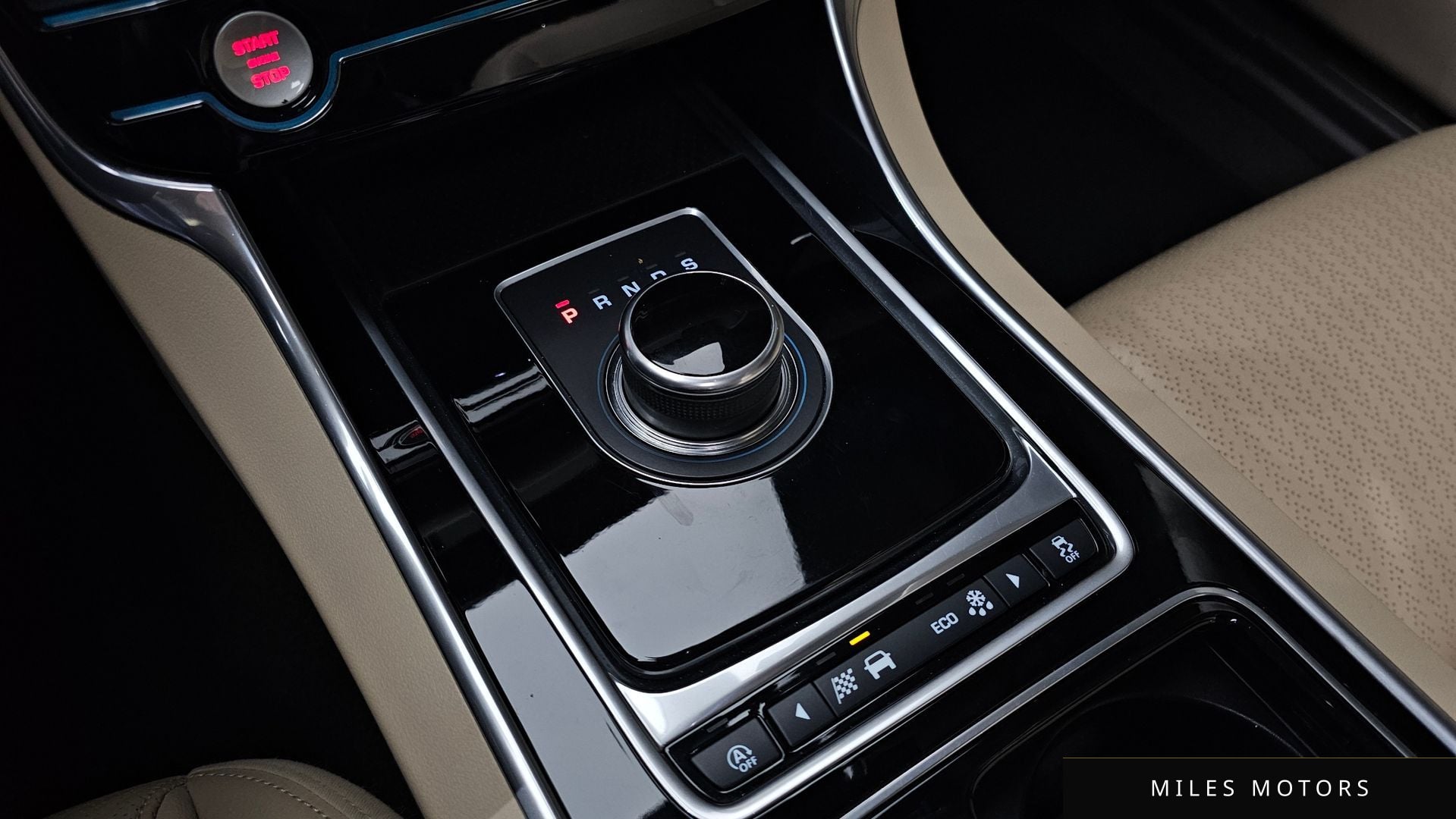 Jaguar XF (X260) 2018 — миниатюра 9