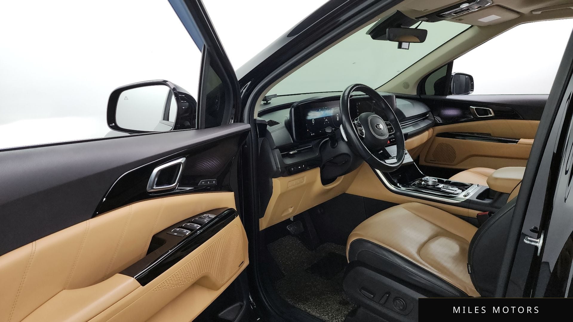 Kia Carnival 2021 — миниатюра 10