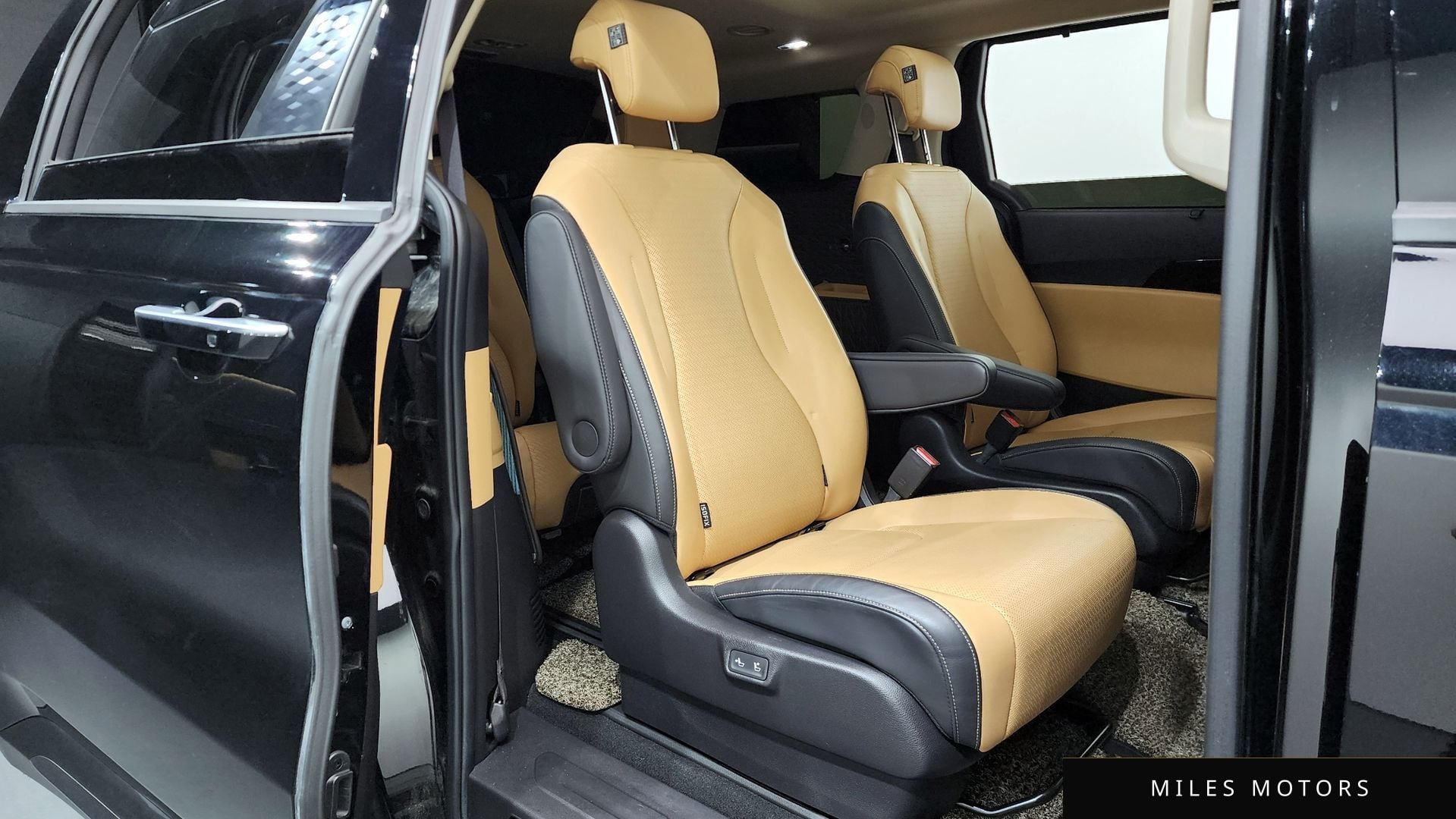 Kia Carnival 2021 — миниатюра 12