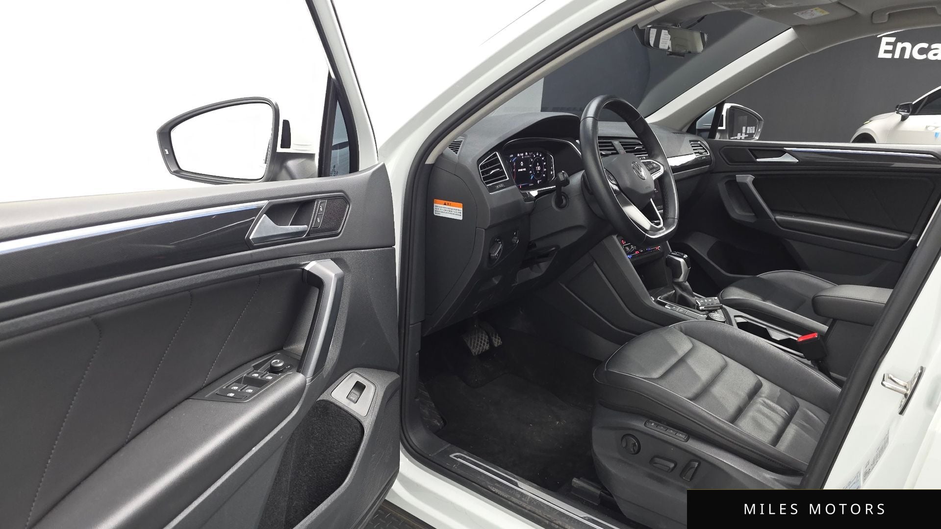 Volkswagen 티구안 2023 — миниатюра 11