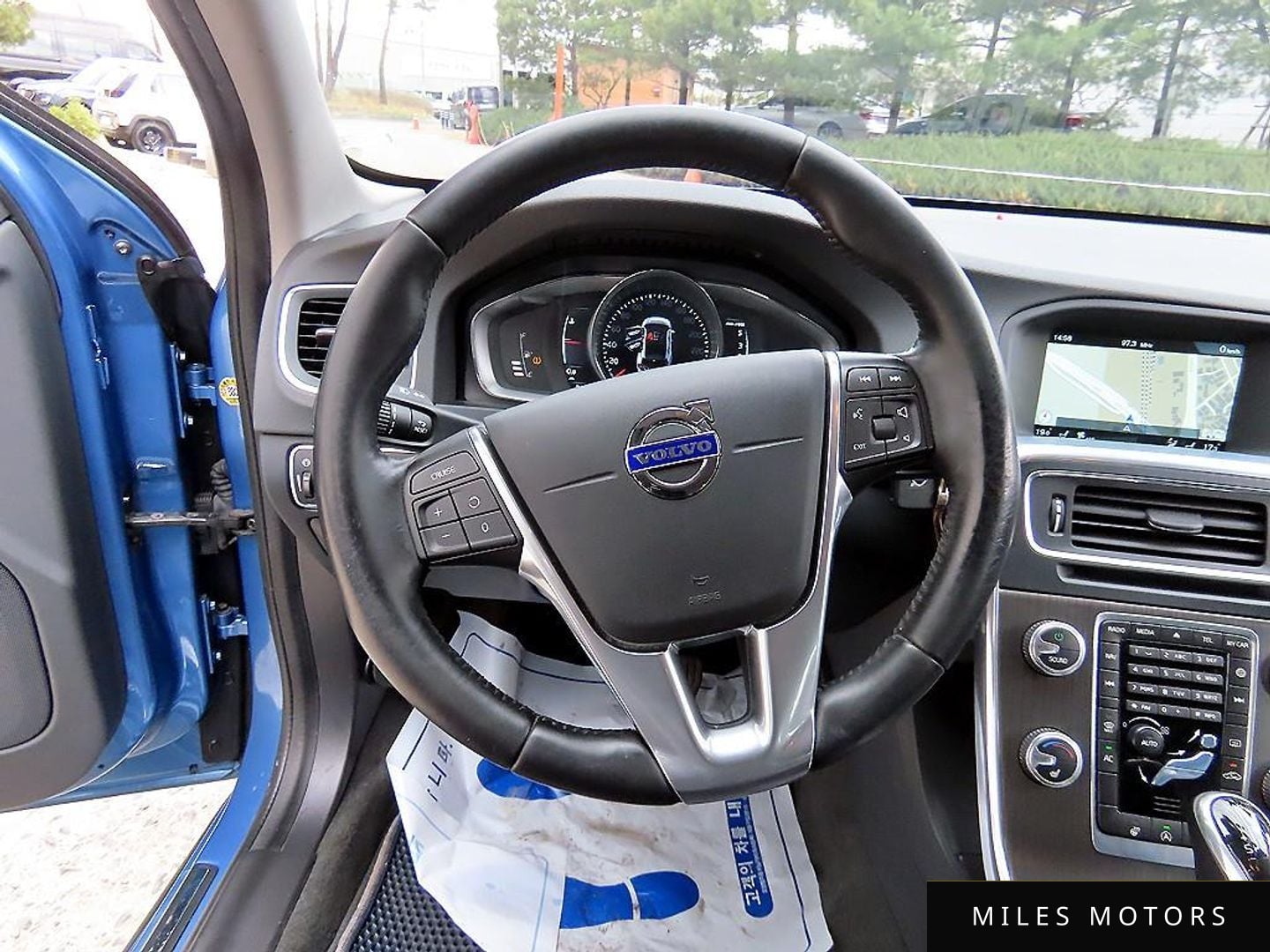 Volvo V60 2016 — миниатюра 8