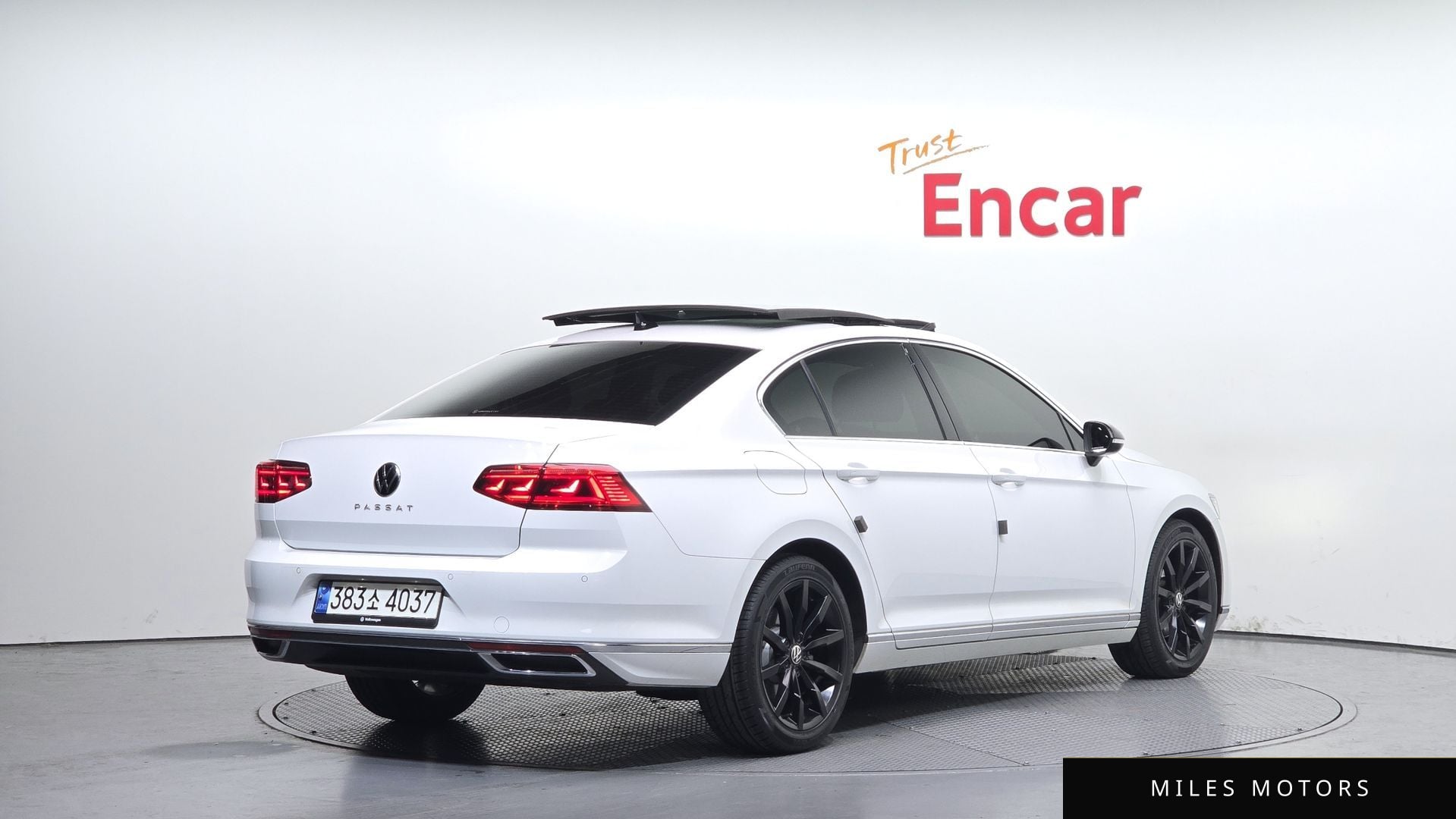 Volkswagen Passat 2021 — миниатюра 2