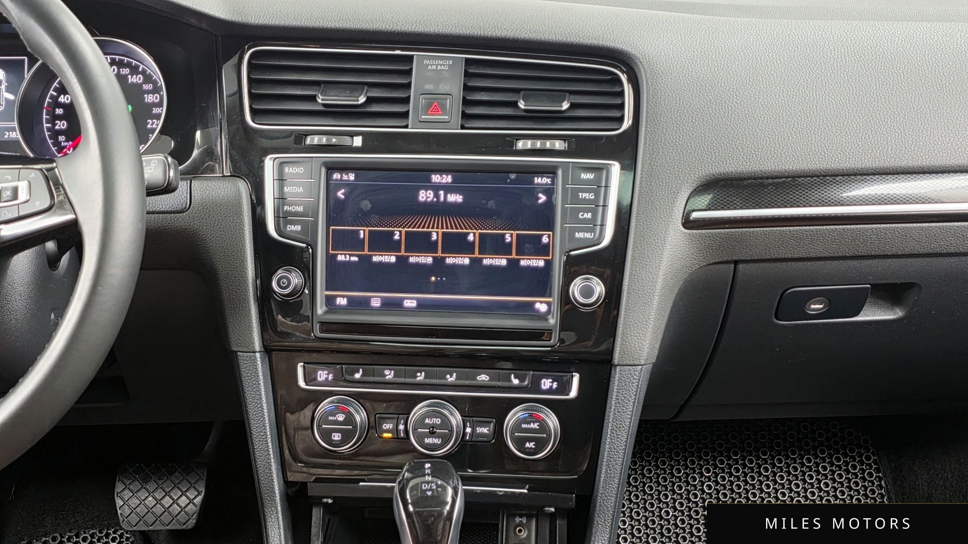 Volkswagen 골프 2015 — миниатюра 14