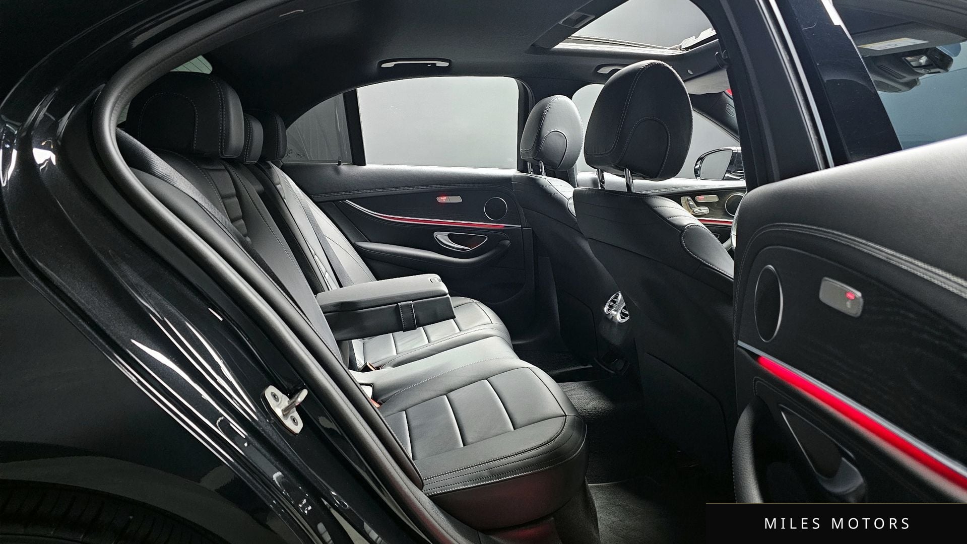 Mercedes-Benz E-Class W213 2021 — миниатюра 12