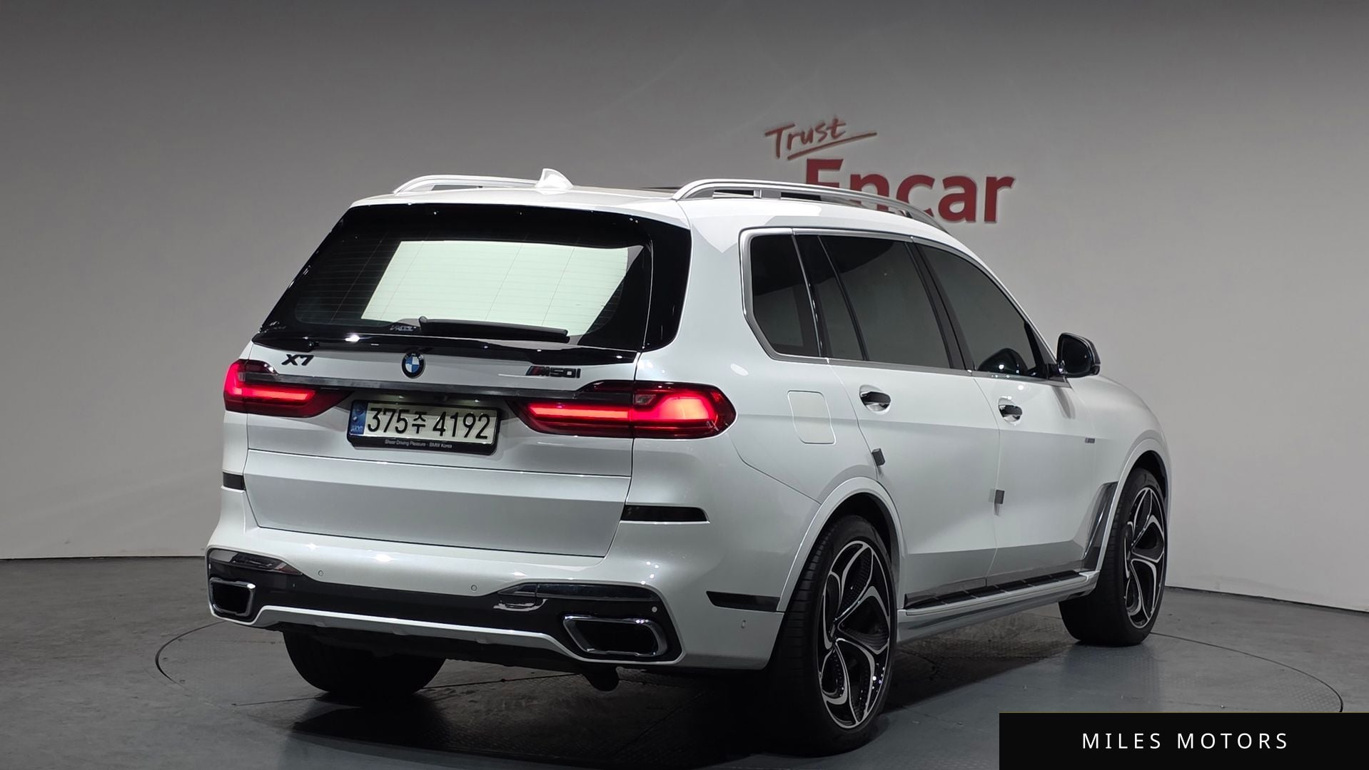 BMW X7 (G07) 2021 — фото 1 из 12