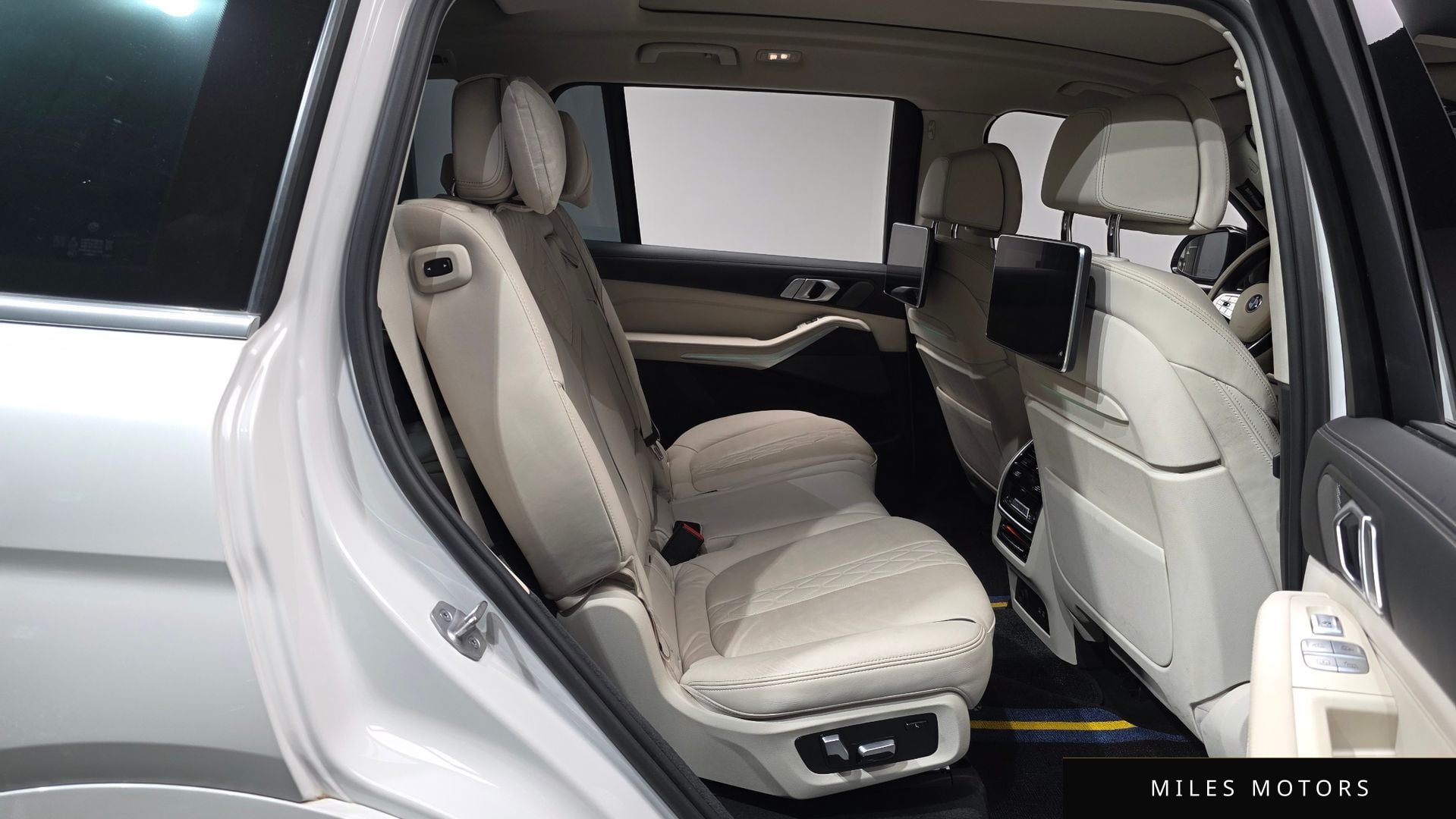 BMW X7 (G07) 2021 — миниатюра 12