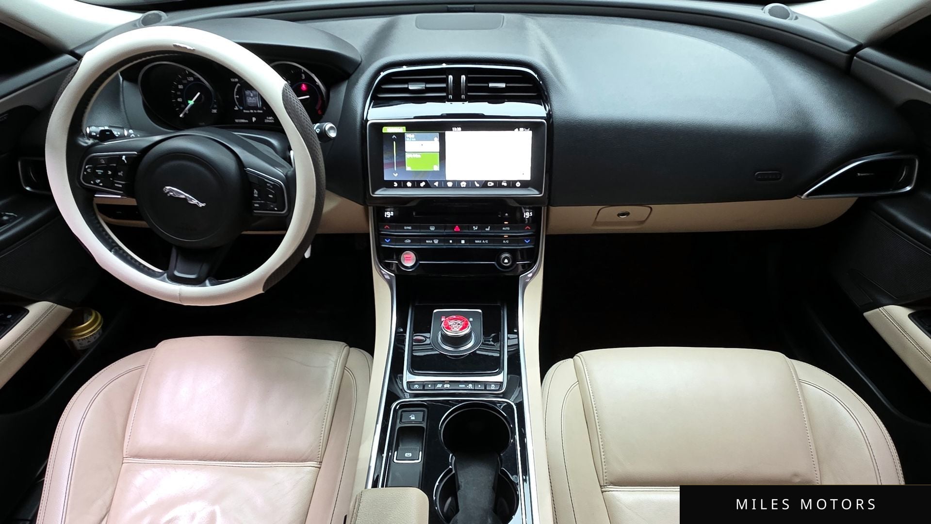 Jaguar XE 2017 — миниатюра 7