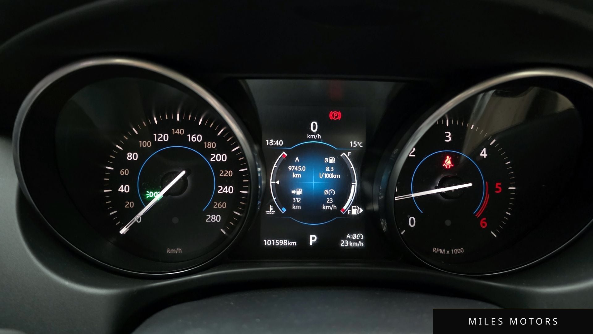 Jaguar XE 2017 — миниатюра 8