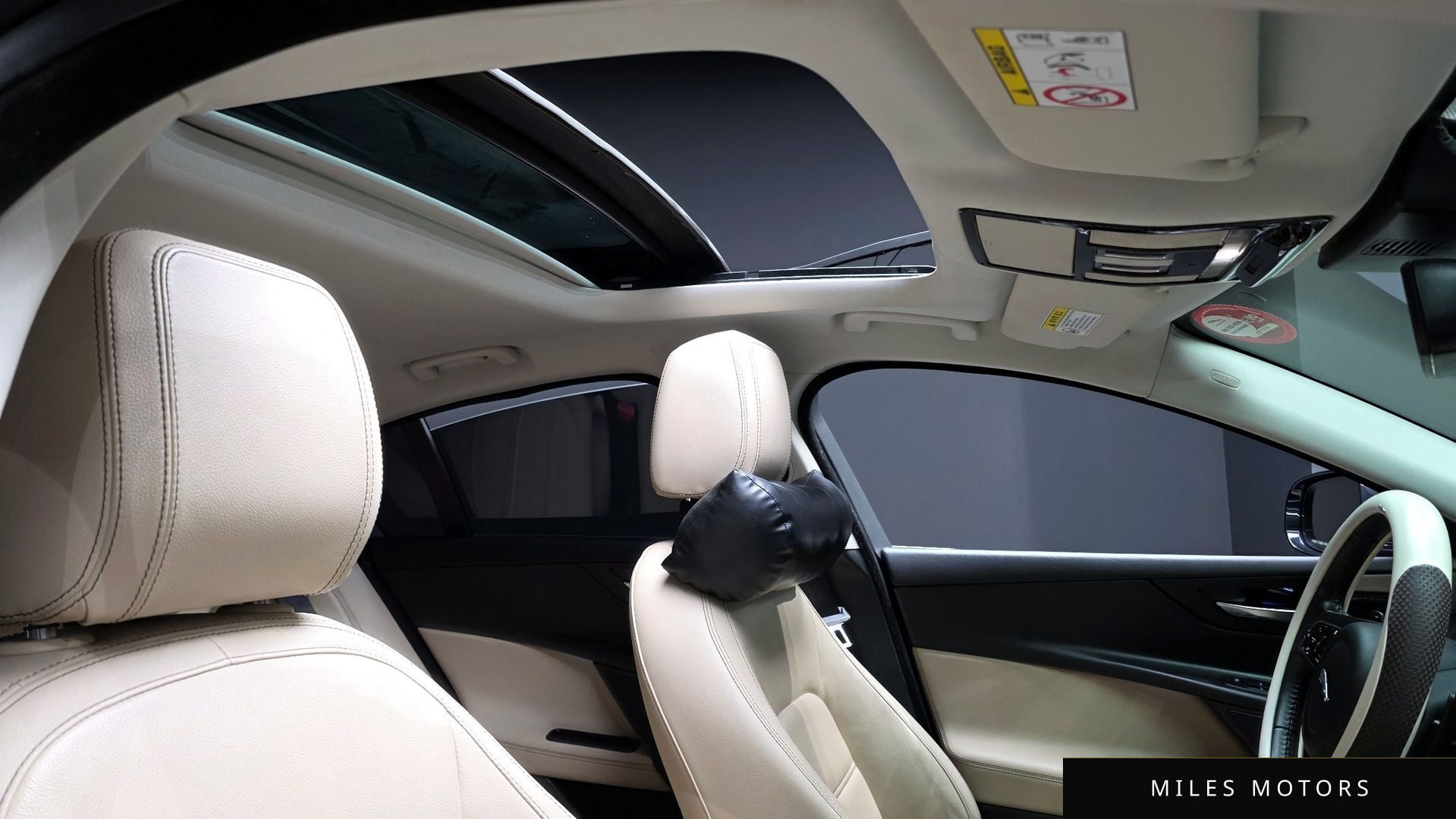 Jaguar XE 2017 — миниатюра 20
