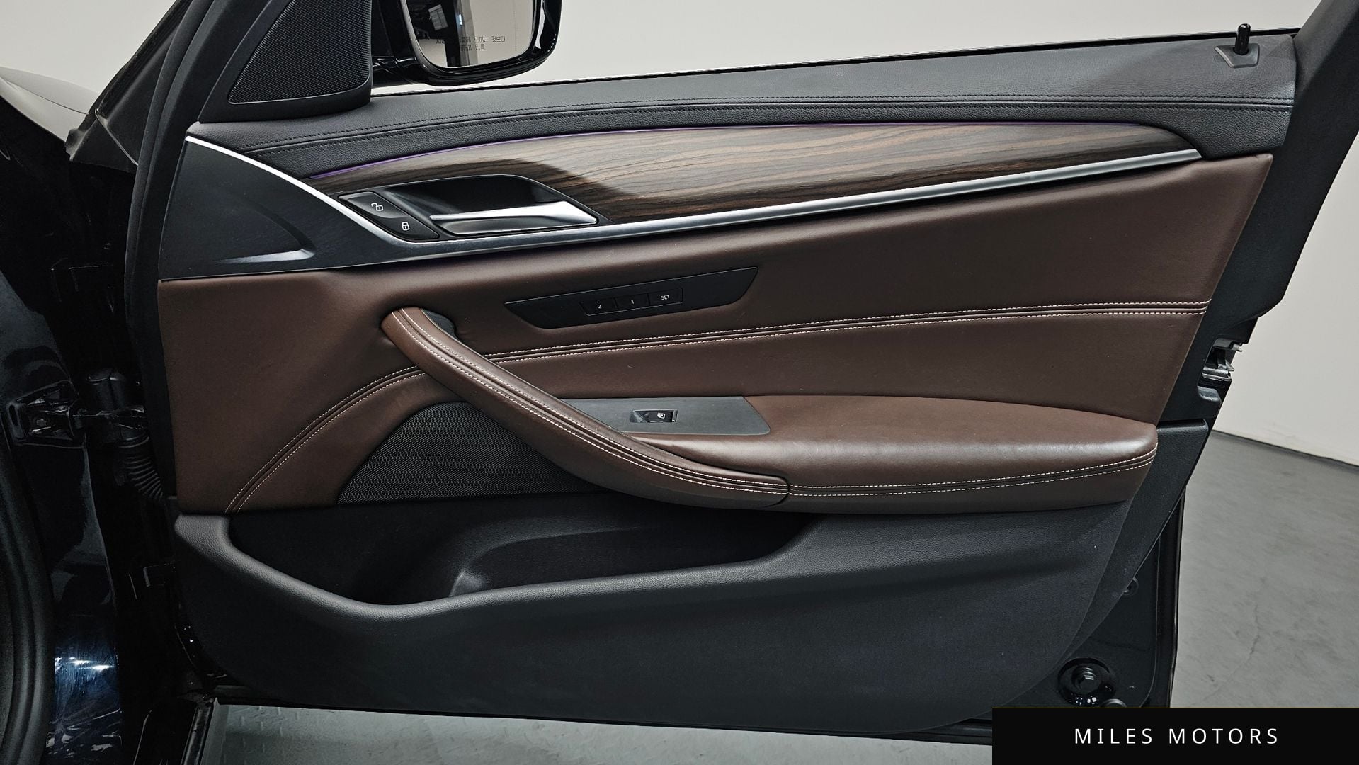 BMW 5시리즈 (G30) 2018 — миниатюра 27